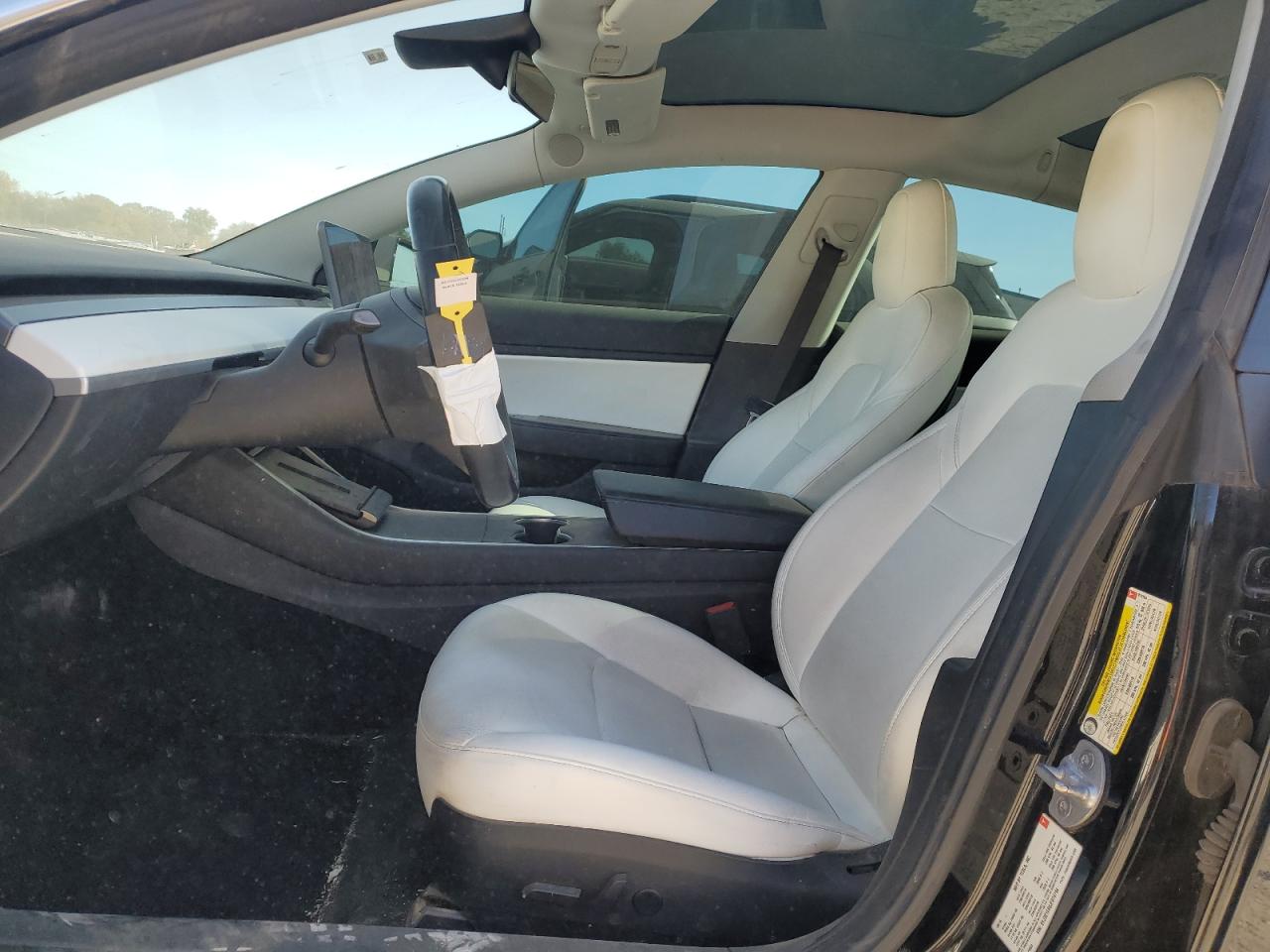 2018 Tesla Model 3 VIN: 5YJ3E1EB0JF074794 Lot: 92131625