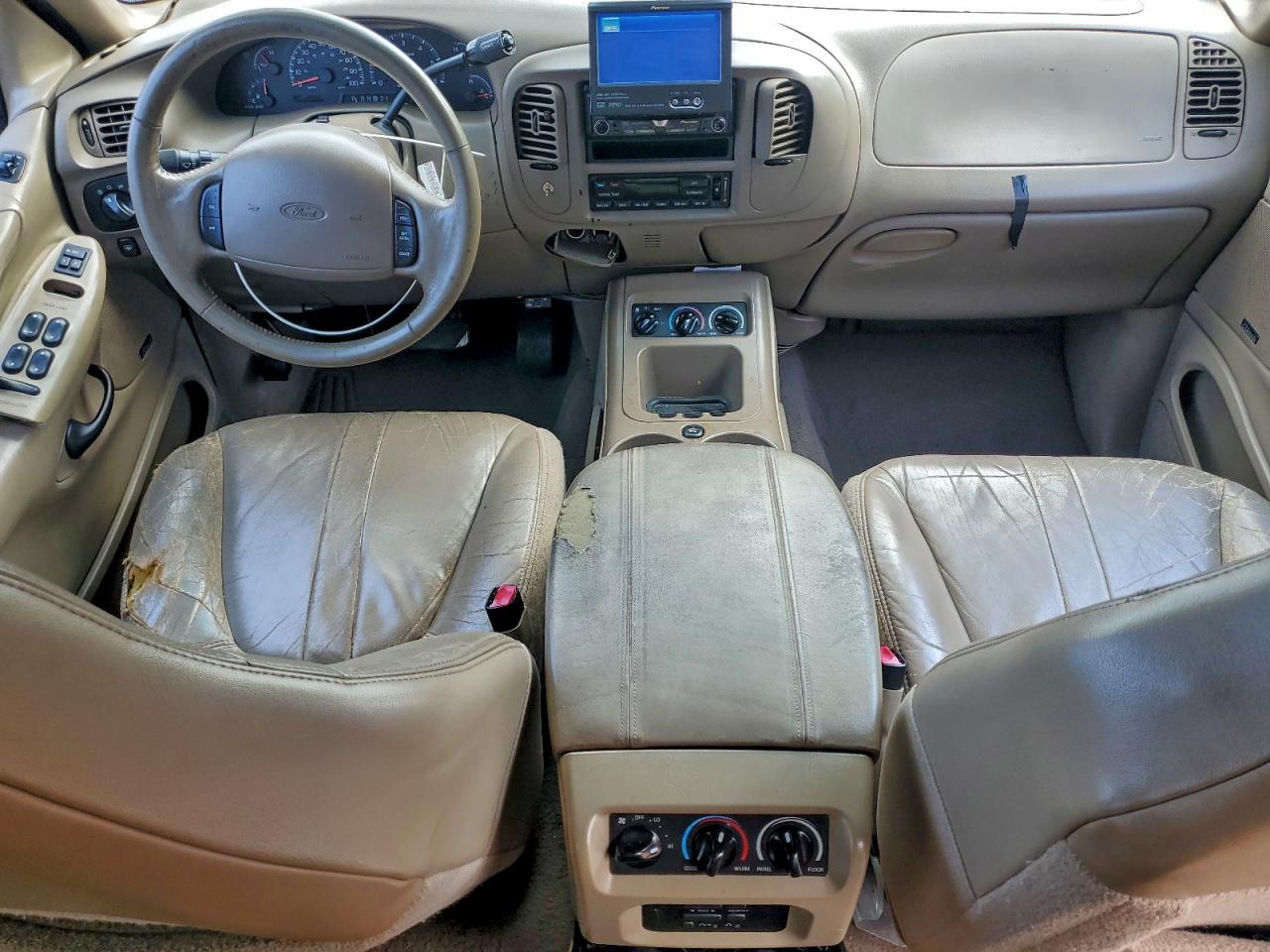 2000 Ford Expedition Eddie Bauer VIN: 1FMEU17L4YLB58170 Lot: 93979935