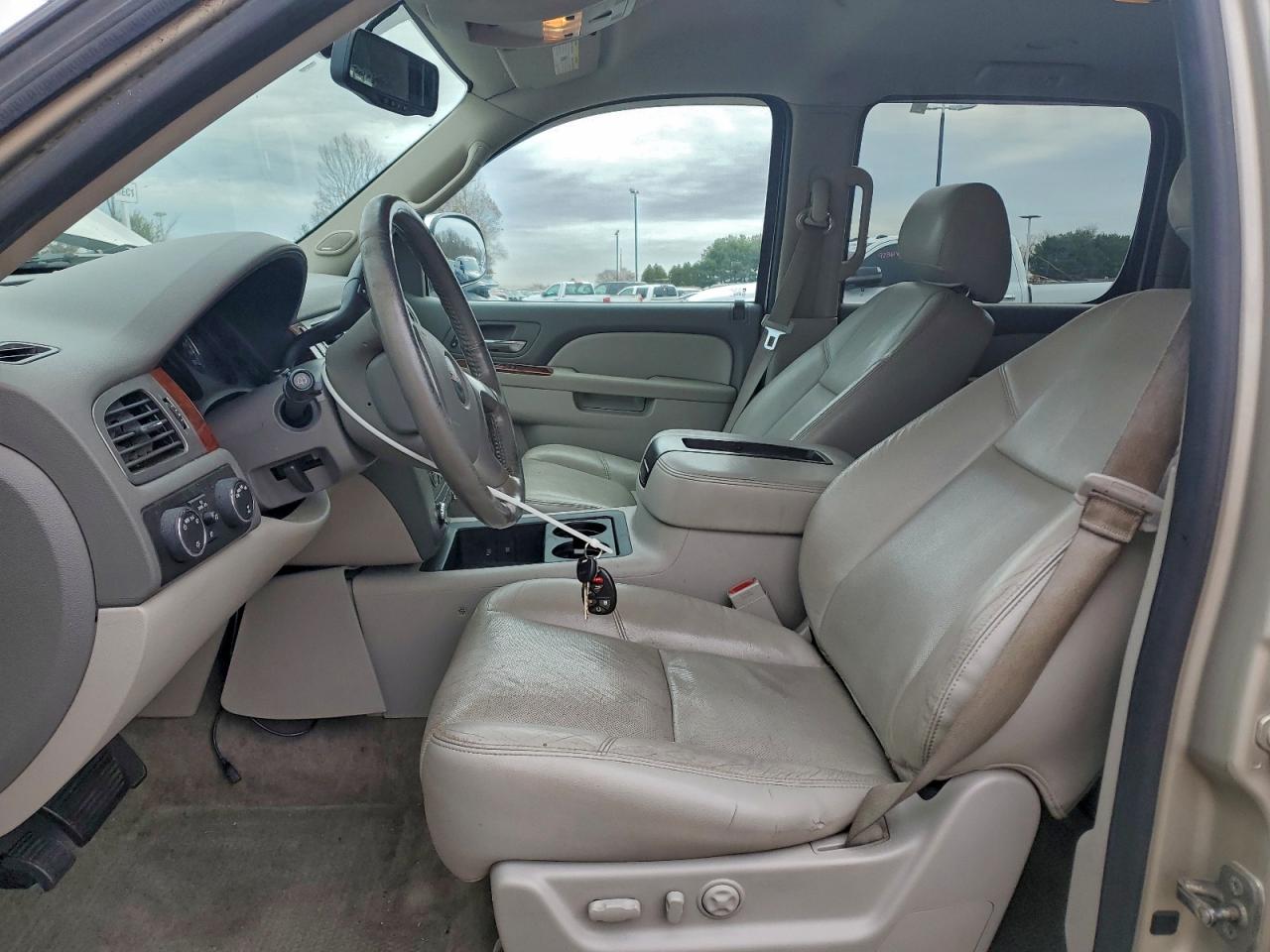 2014 GMC Yukon Xl K1500 Slt VIN: 1GKS2KE75ER174304 Lot: 93471905