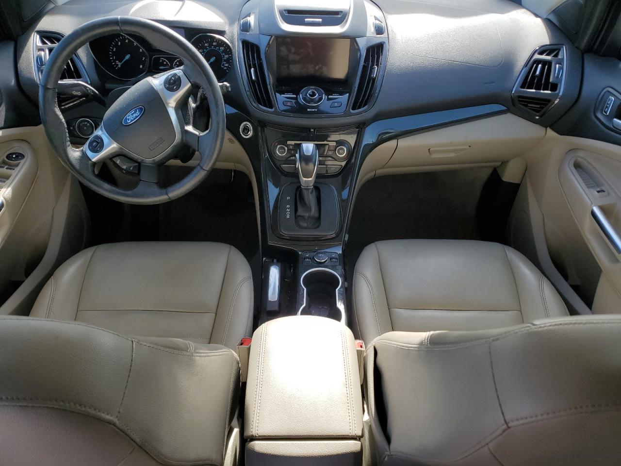 2015 Ford Escape Titanium VIN: 1FMCU9J95FUB16682 Lot: 92305425