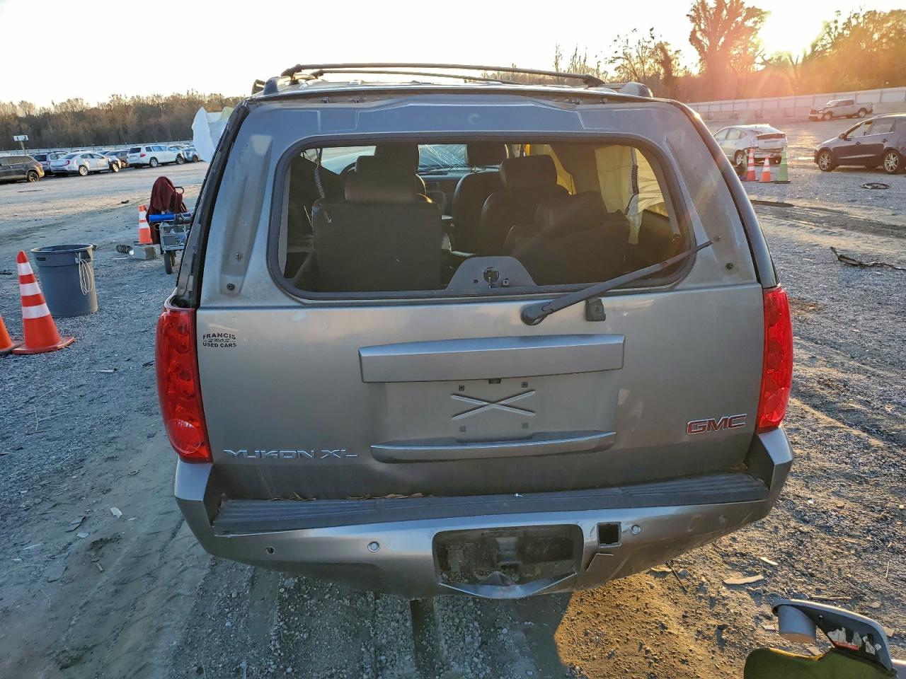 2007 GMC Yukon Xl C1500 VIN: 1GKFC16J97R429266 Lot: 94299785