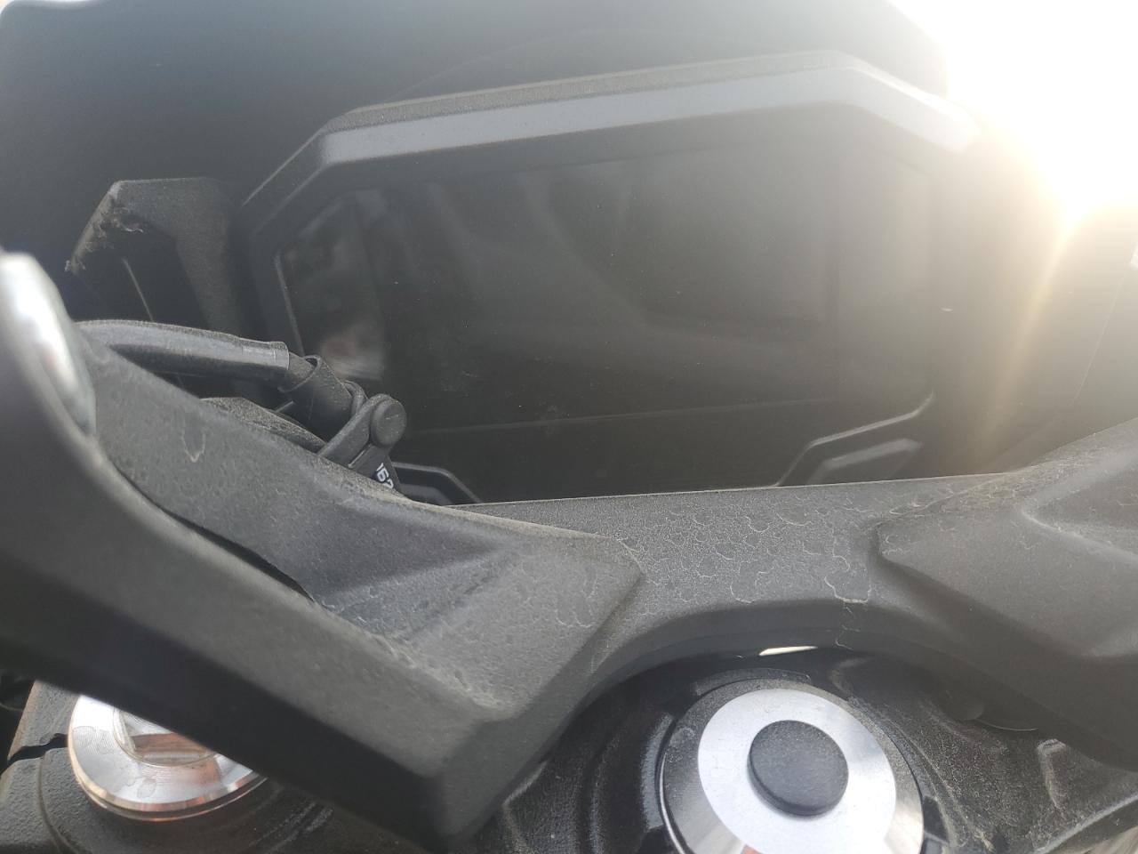 2025 Kawasaki Ex650 R VIN: ML5EXER10SDAF6440 Lot: 92865365