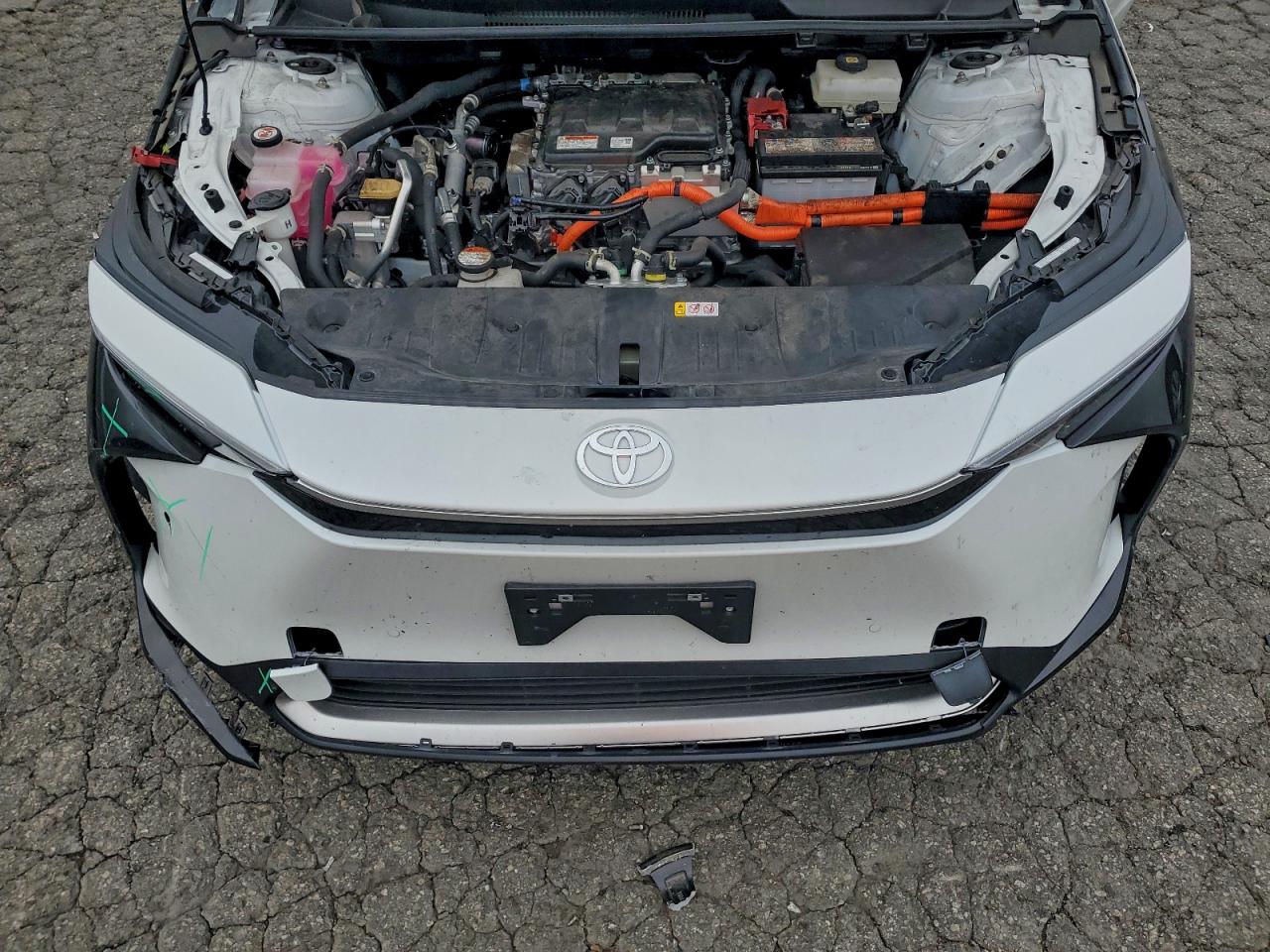 2024 Toyota Bz4X Xle VIN: JTMAAAAA9RA031950 Lot: 93765355