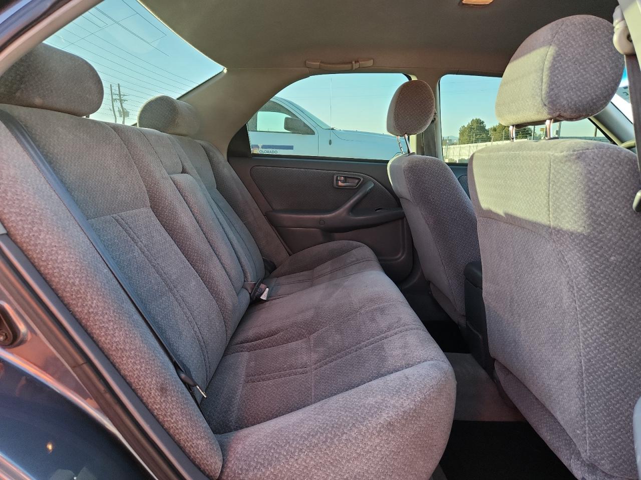 2000 Toyota Camry Ce VIN: 4T1BG22K3YU982654 Lot: 90749825