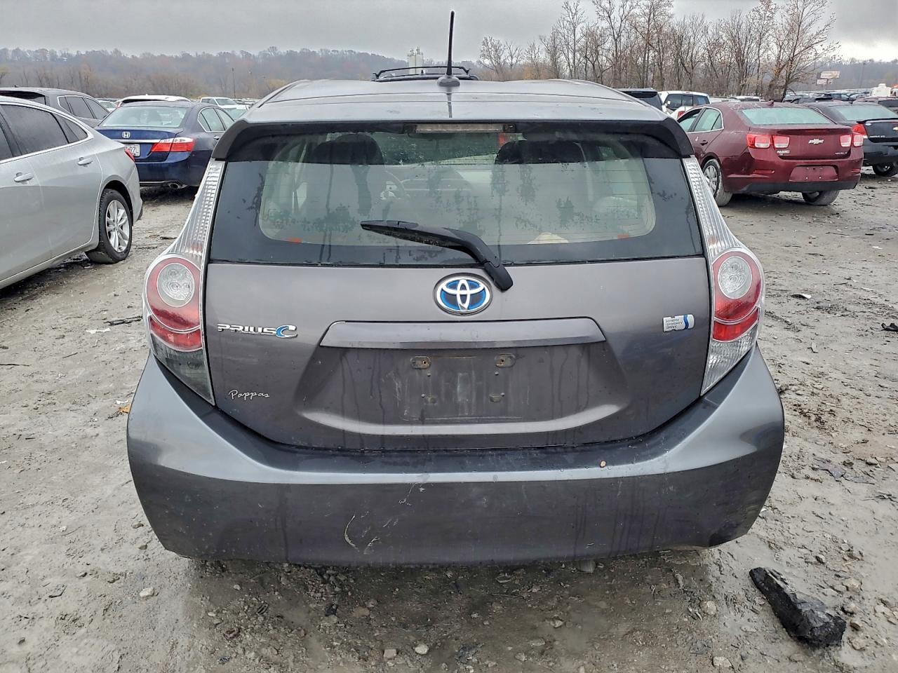2013 Toyota Prius C VIN: JTDKDTB35D1047059 Lot: 94086115
