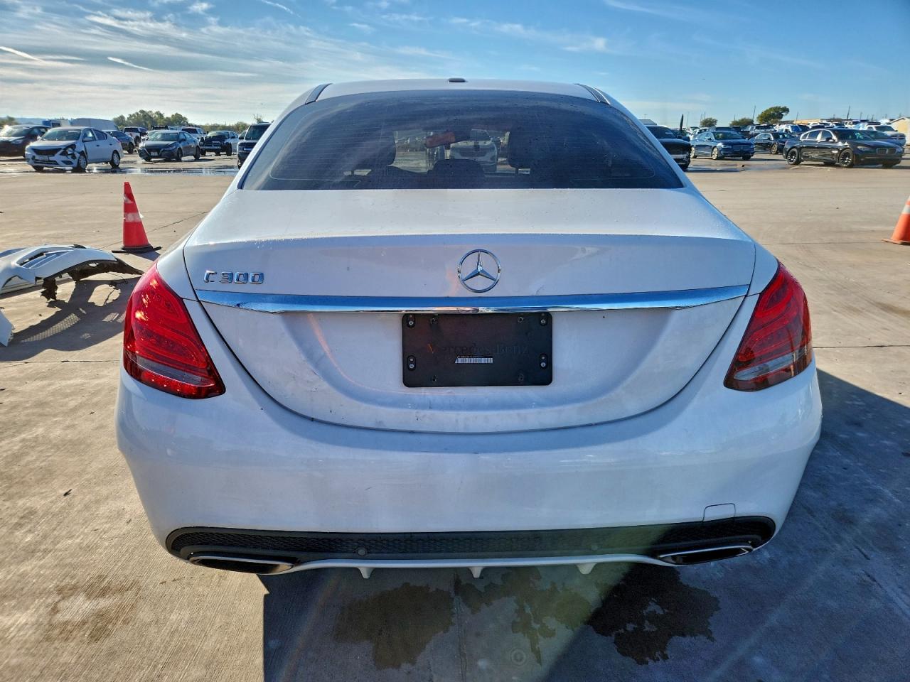 2016 Mercedes-Benz C 300 VIN: 55SWF4JB6GU122615 Lot: 92702975