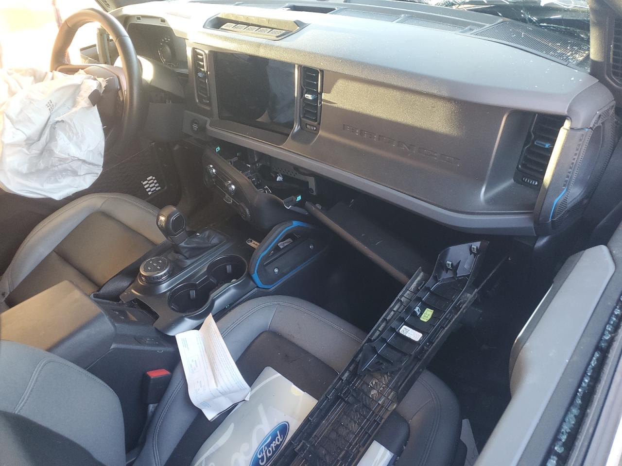 2024 Ford Bronco Black Diamond VIN: 1FMDE1AP9RLA18864 Lot: 92172755