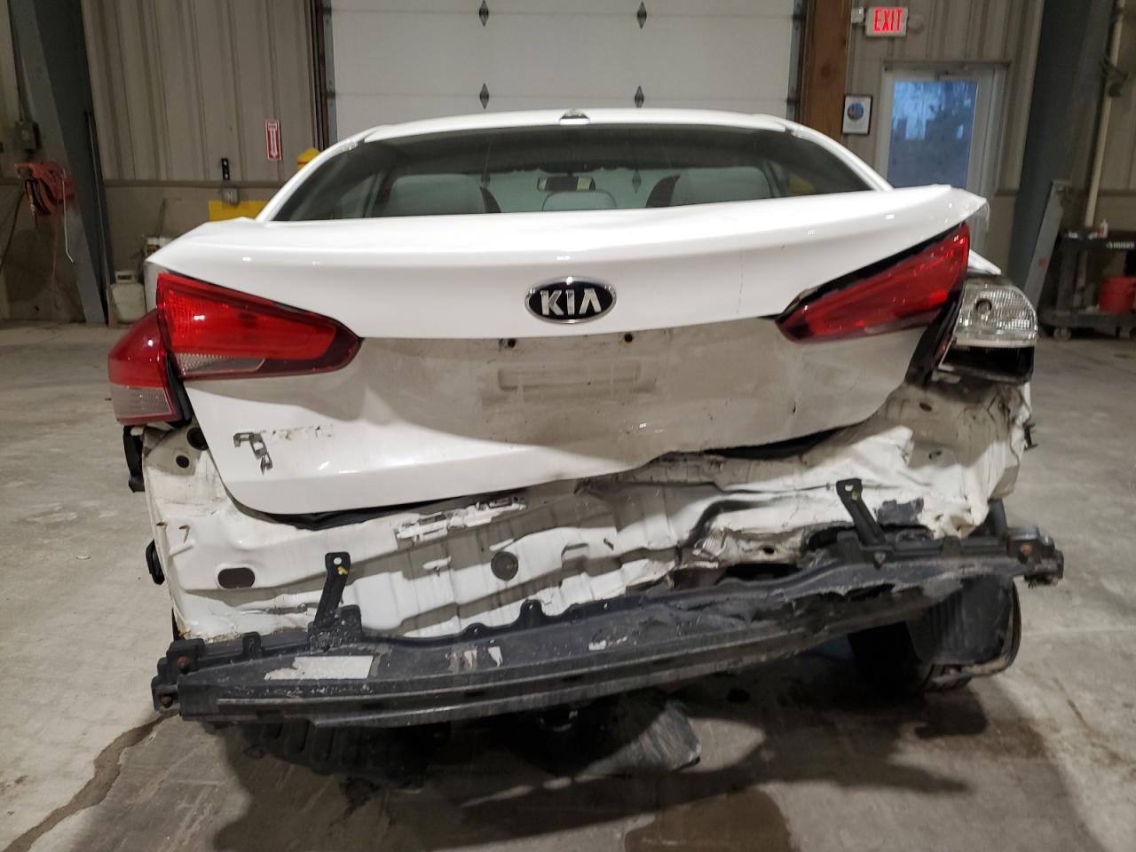 2018 Kia Forte Lx VIN: 3KPFK4A70JE188132 Lot: 92526285