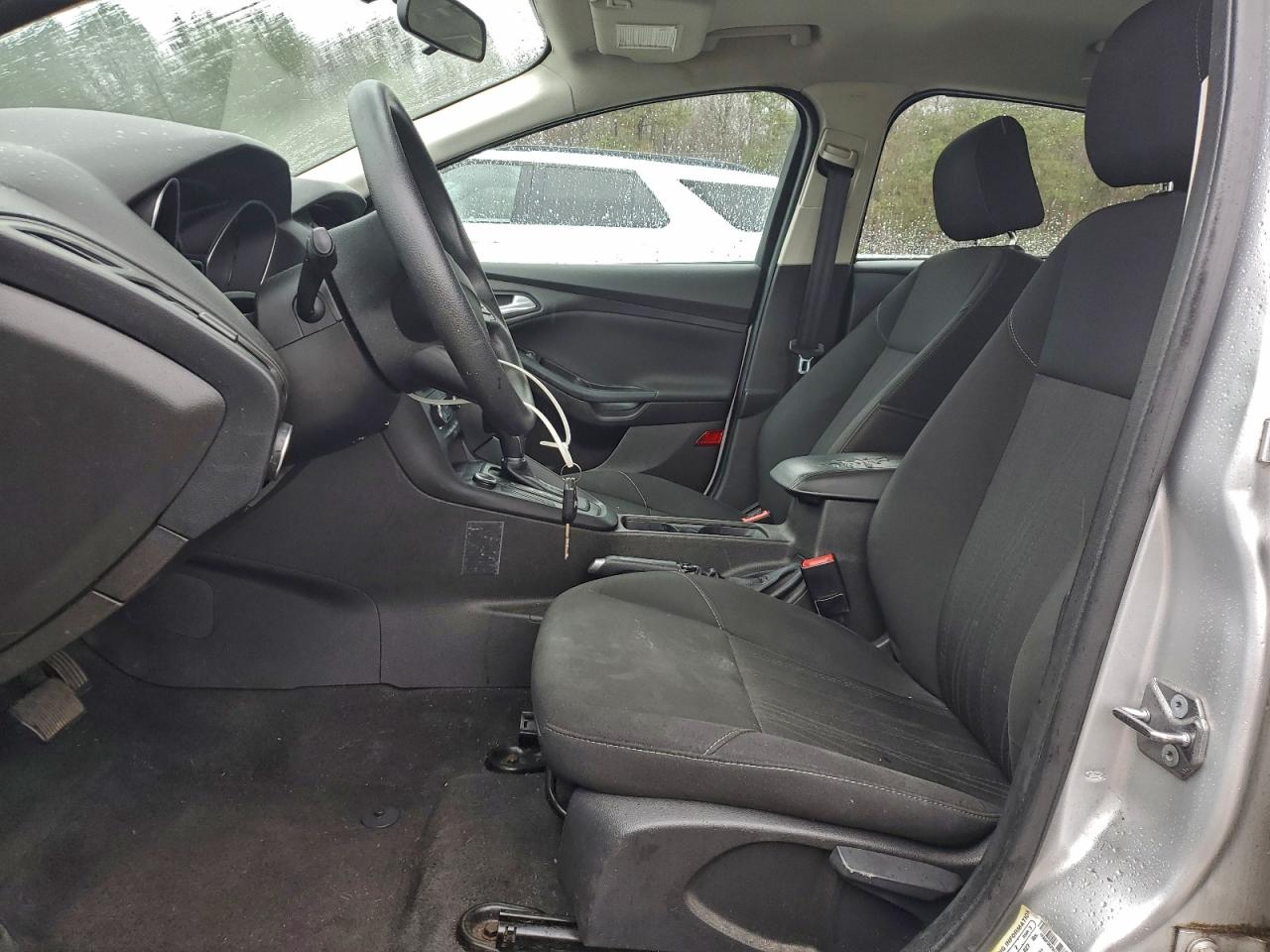 2016 Ford Focus Se VIN: 1FADP3K25GL306350 Lot: 92730965