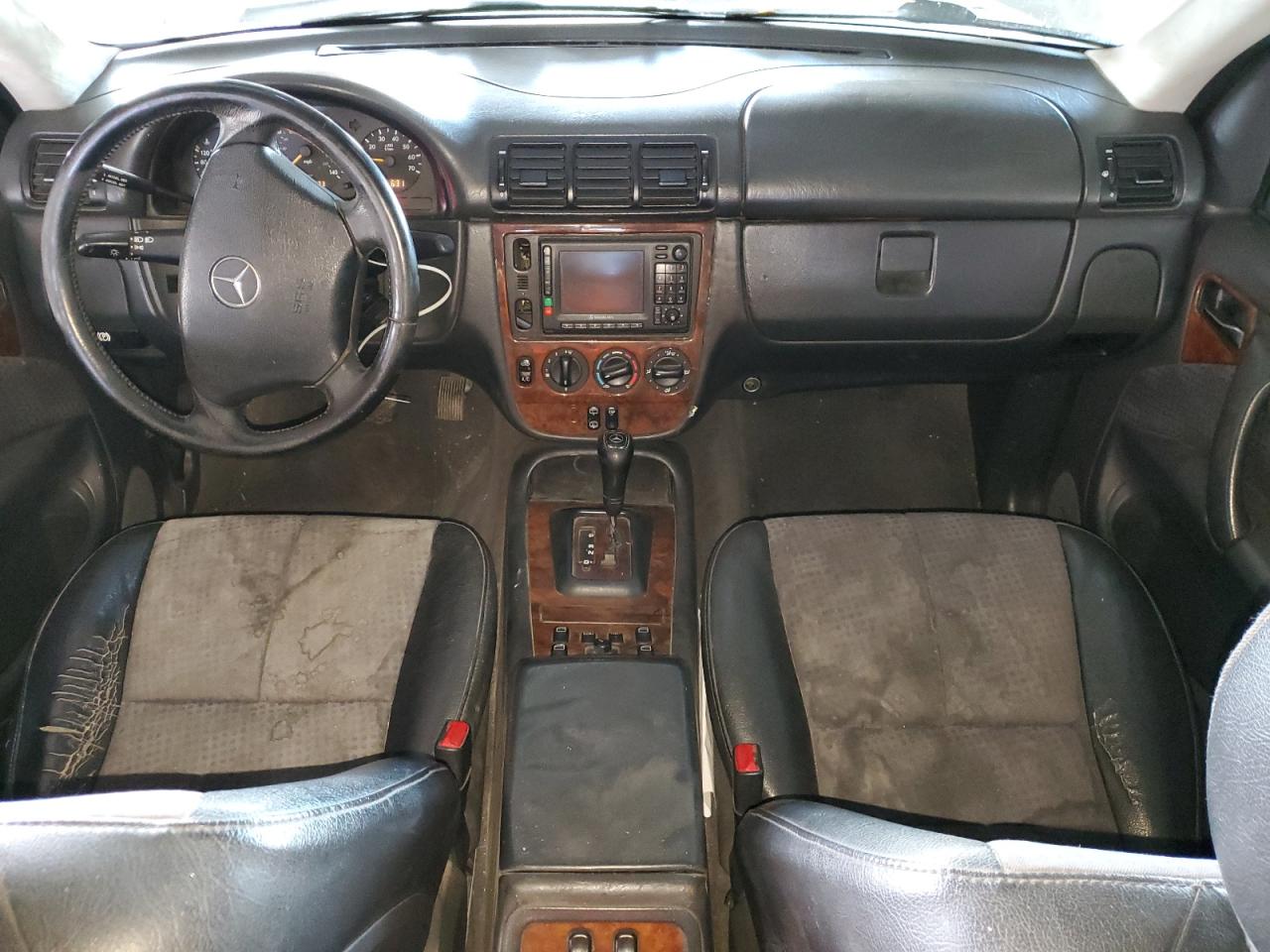 2000 Mercedes-Benz Ml 320 VIN: 4JGAB54E8YA210333 Lot: 93149235