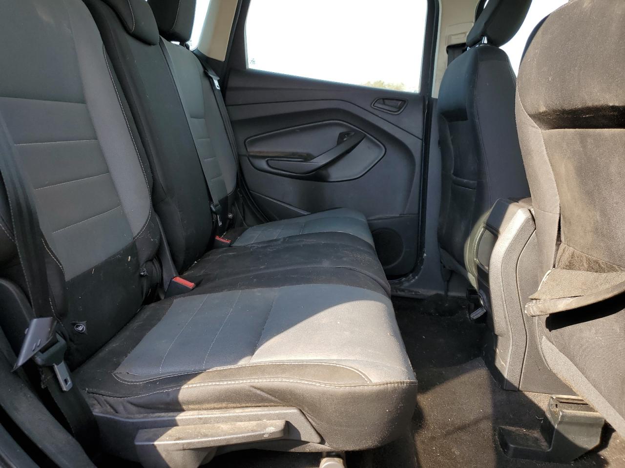 2018 Ford Escape S VIN: 1FMCU0F73JUA33361 Lot: 90759795