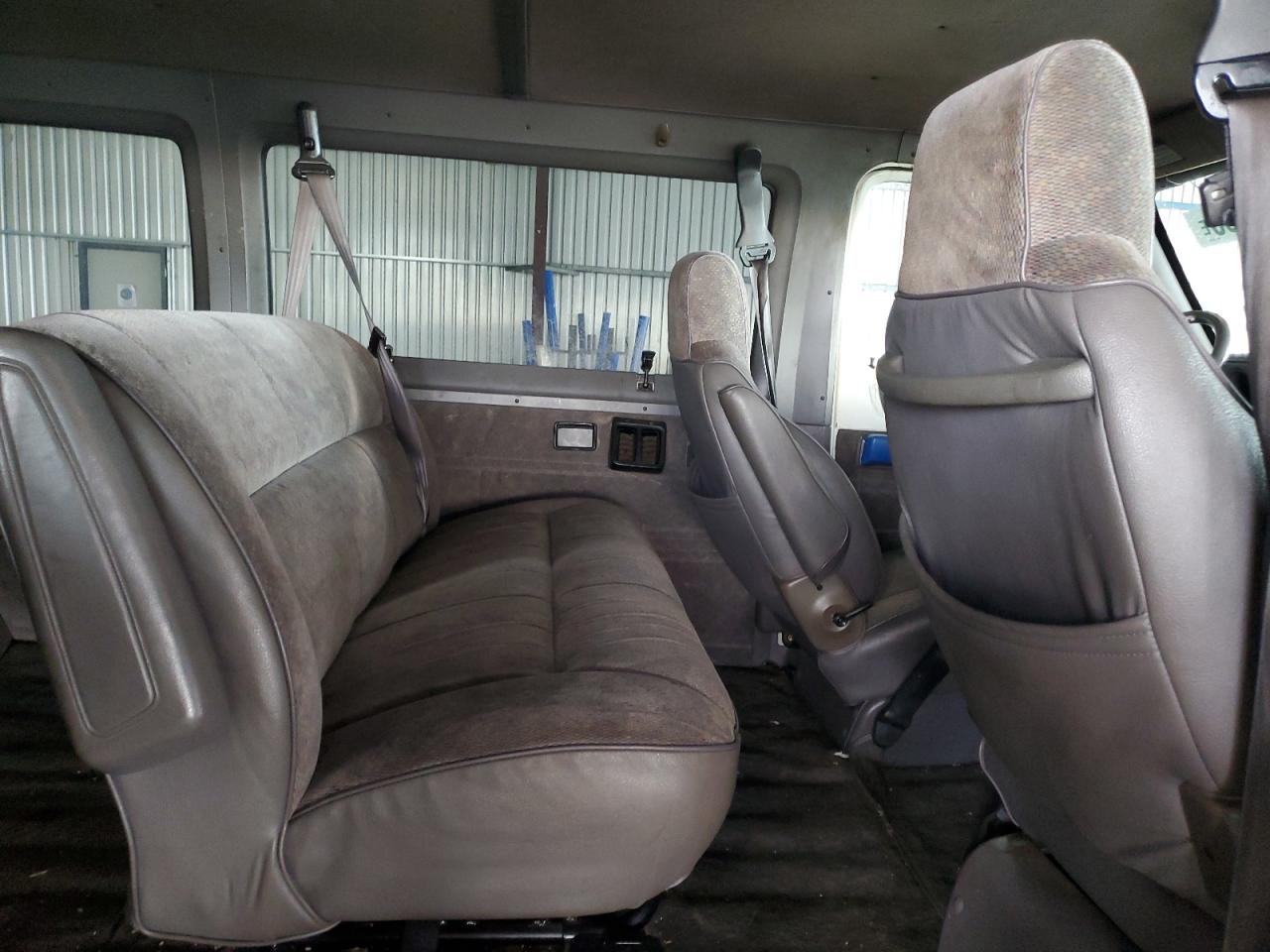 1996 Dodge Ram Wagon B3500 VIN: 2B5WB35ZXTK148214 Lot: 92360285