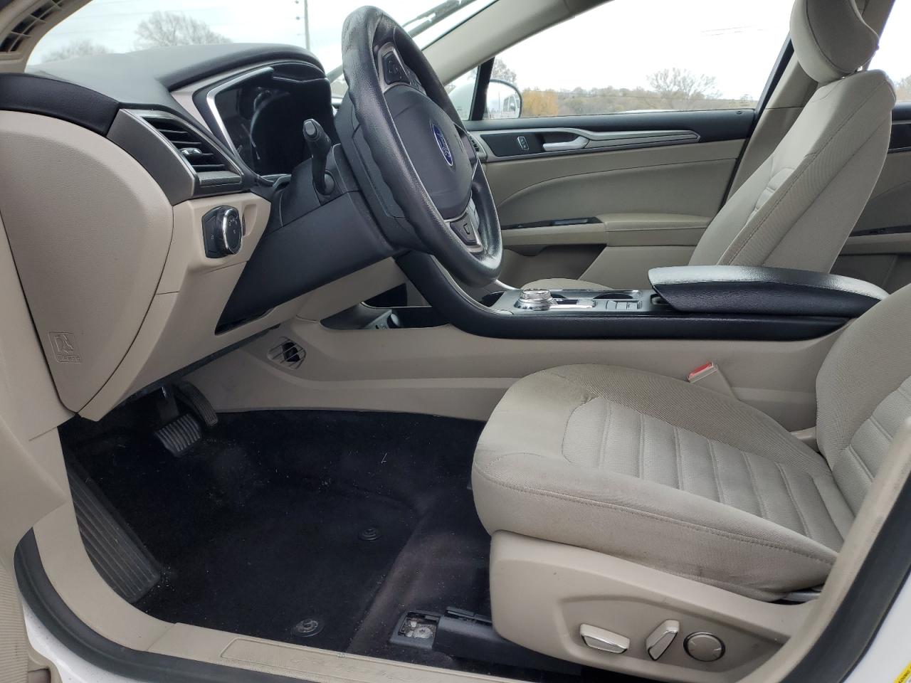 2017 Ford Fusion Se Hybrid VIN: 3FA6P0LU8HR172198 Lot: 91813455