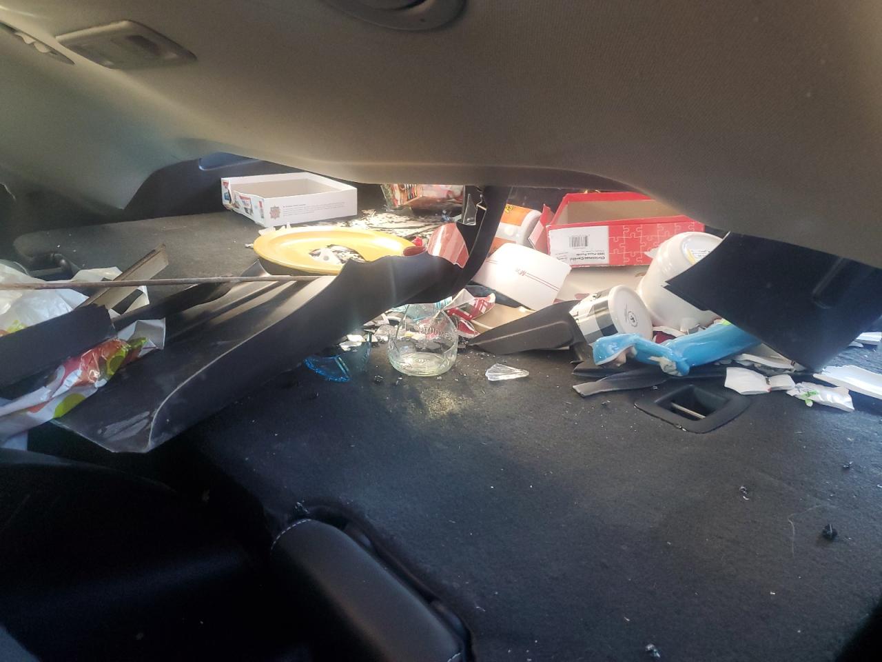 2017 Chevrolet Suburban K1500 Premier VIN: 1GNSKJKC5HR126451 Lot: 91912205