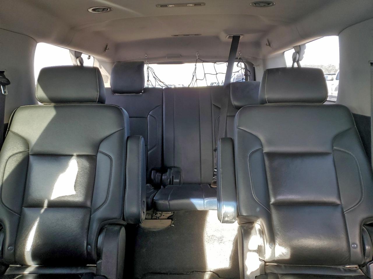 2020 Chevrolet Suburban K1500 Lt VIN: 1GNSKHKC6LR275243 Lot: 94475365