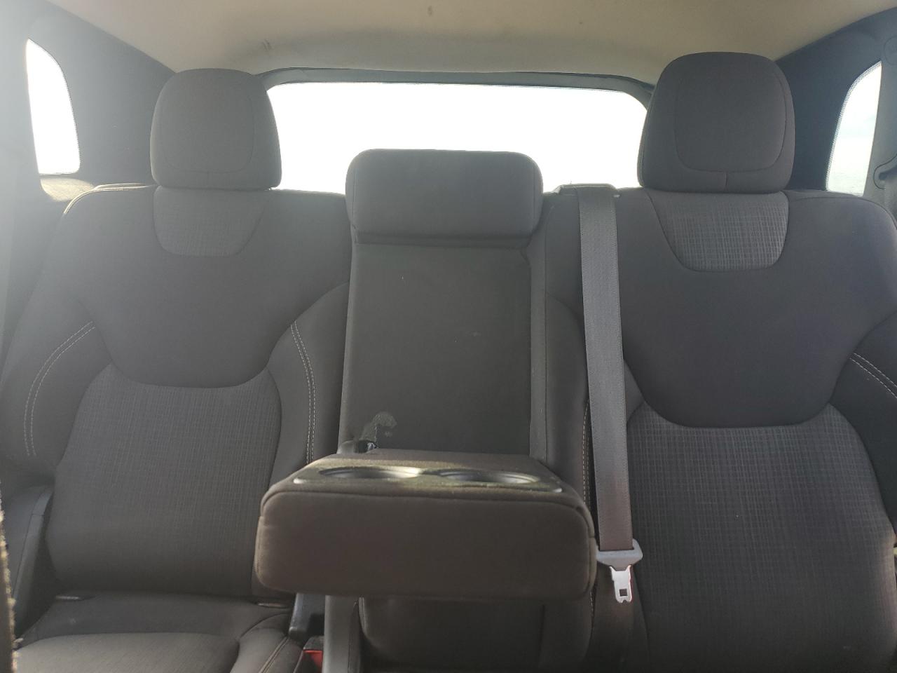 2015 Jeep Cherokee Latitude VIN: 1C4PJLCBXFW632858 Lot: 91802545