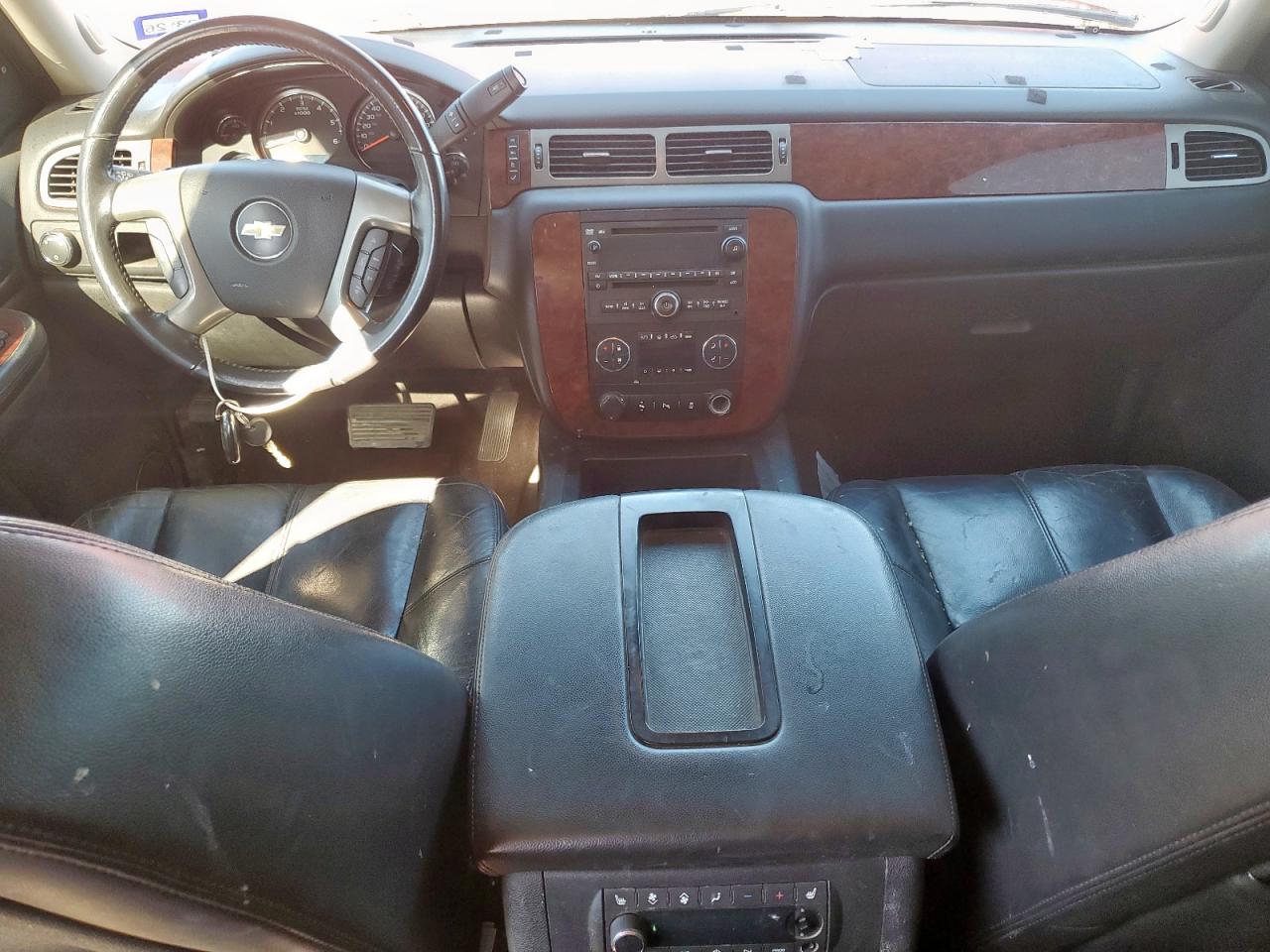 2014 Chevrolet Suburban C1500 Lt VIN: 1GNSCJE05ER206732 Lot: 92944785