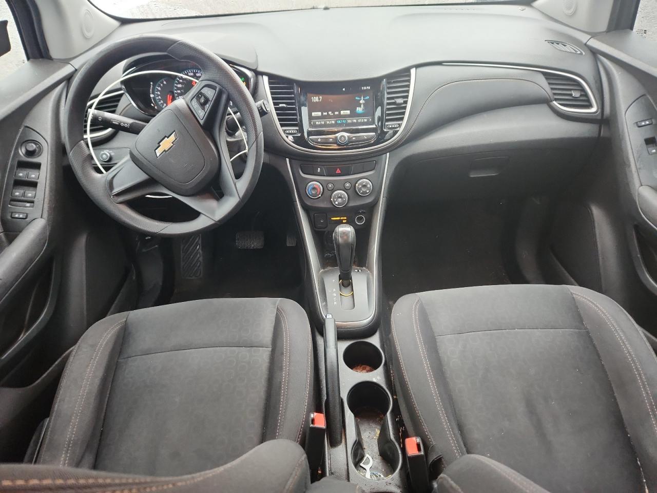 2017 Chevrolet Trax Ls VIN: 3GNCJKSB4HL288308 Lot: 92916335