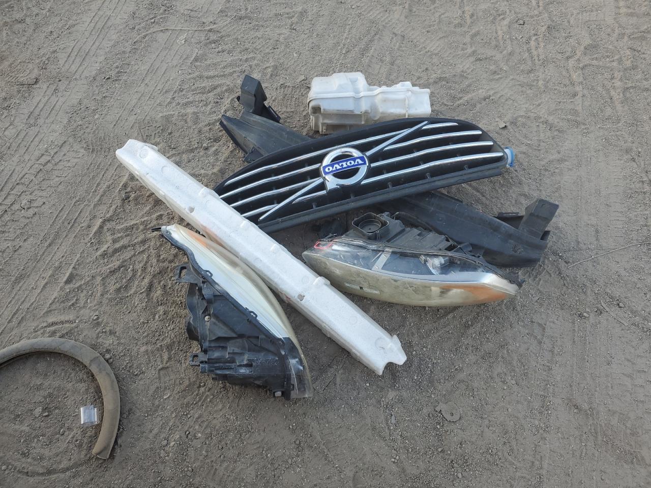 2016 Volvo Xc60 T5 Premier VIN: YV440MDK7G2911653 Lot: 92606125