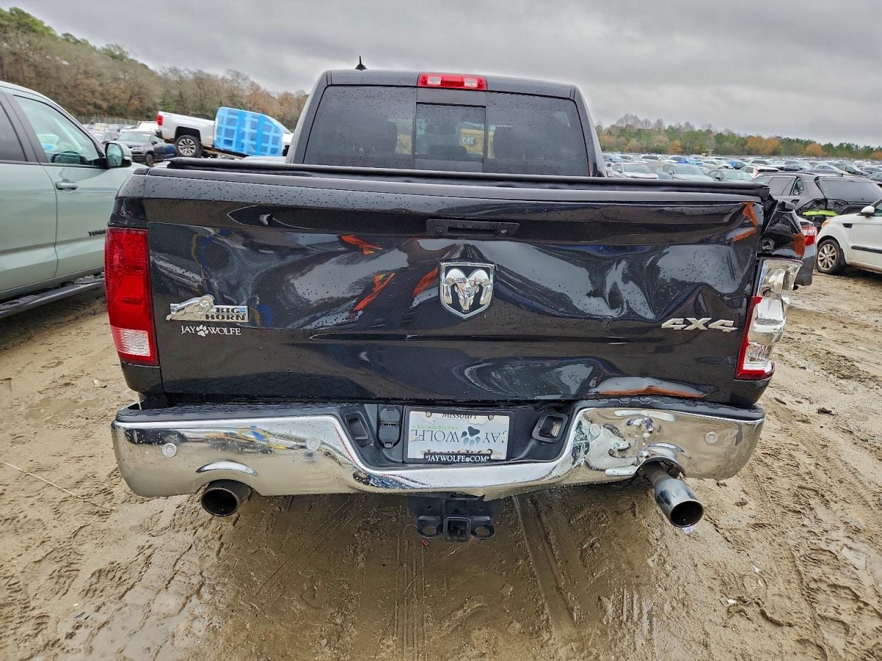 2018 Ram 1500 Slt VIN: 1C6RR7LT9JS323892 Lot: 93672375