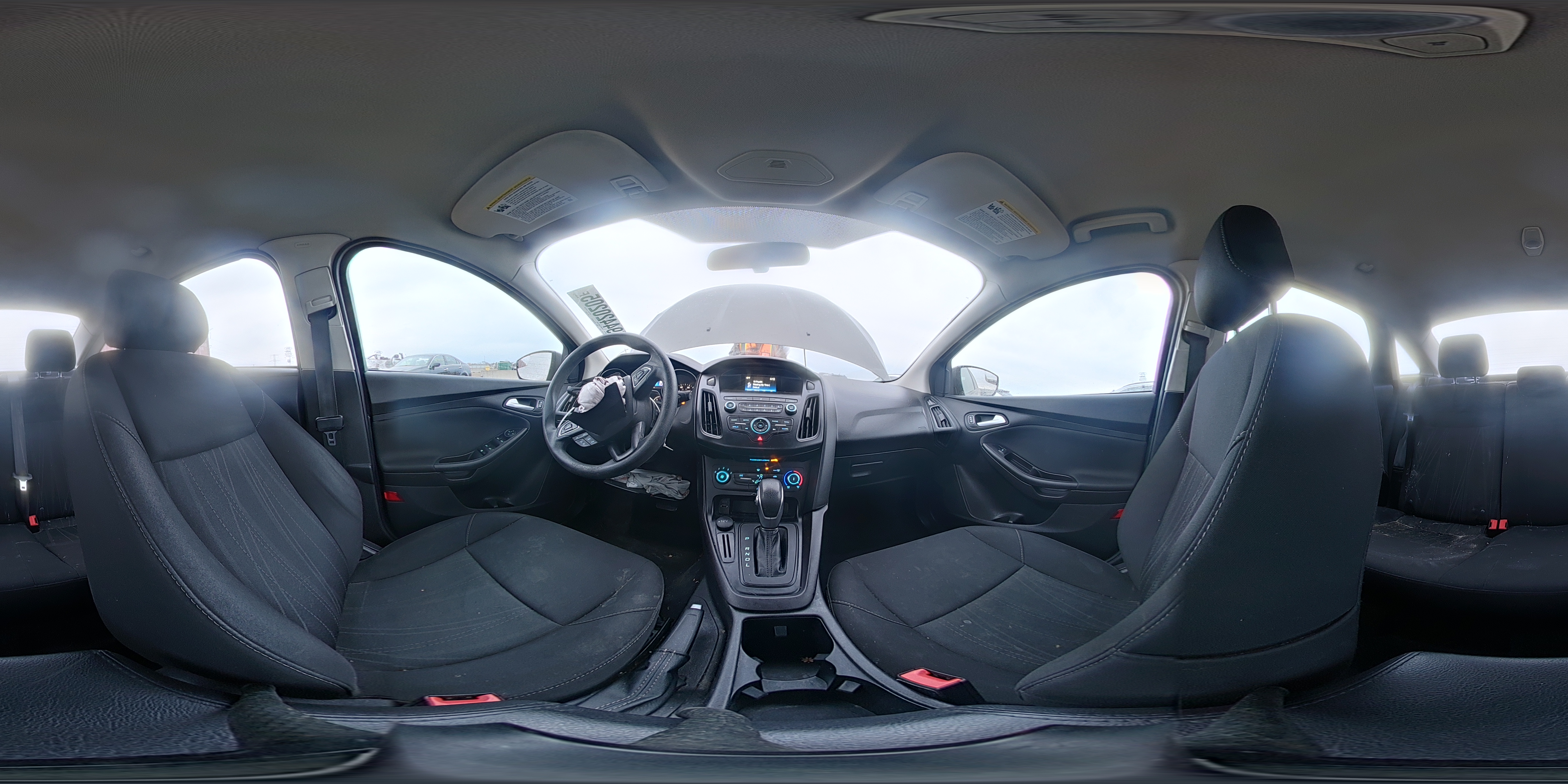 2018 Ford Focus Se VIN: 1FADP3F27JL246959 Lot: 94420205