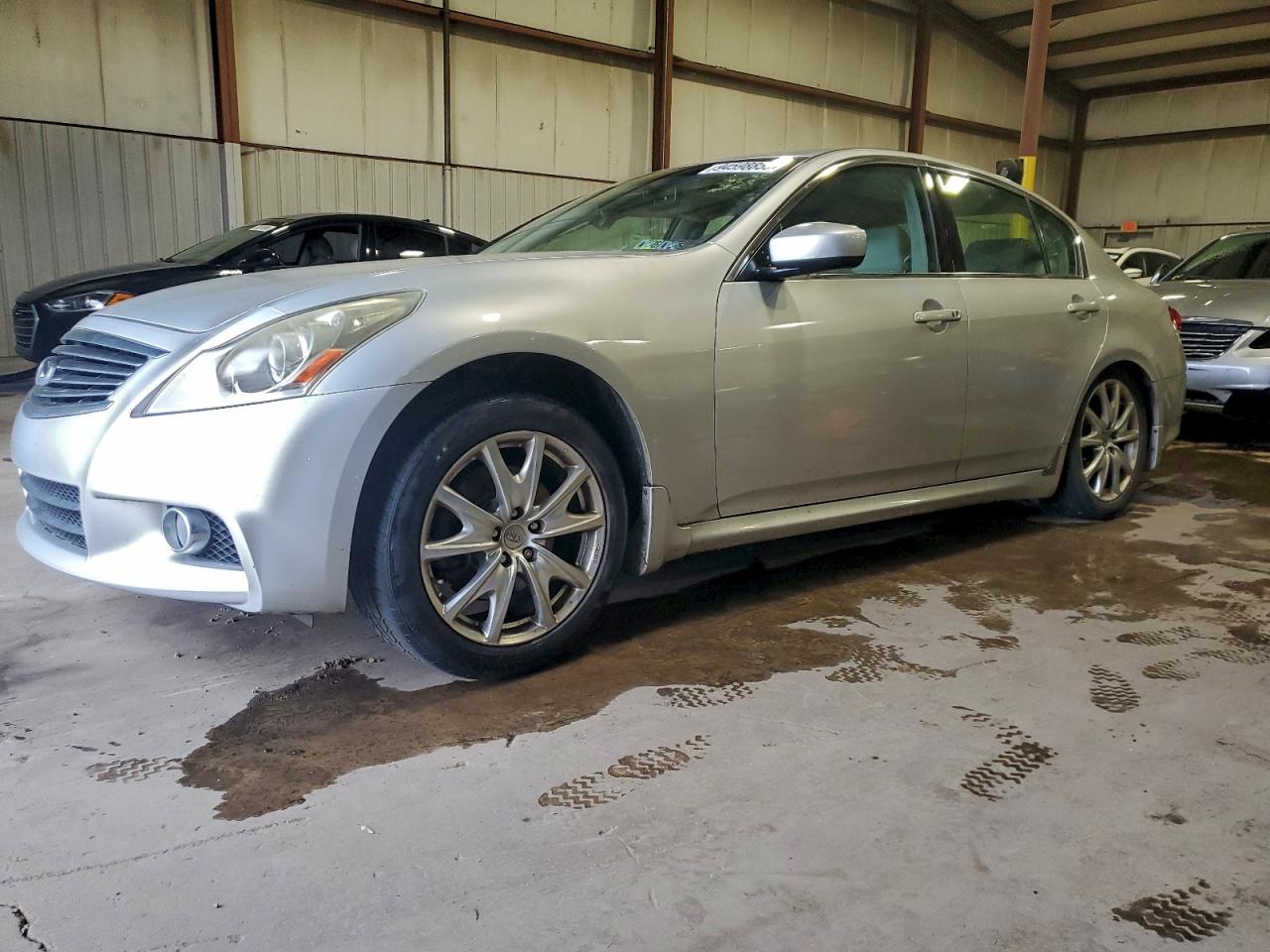 2011 Infiniti G37