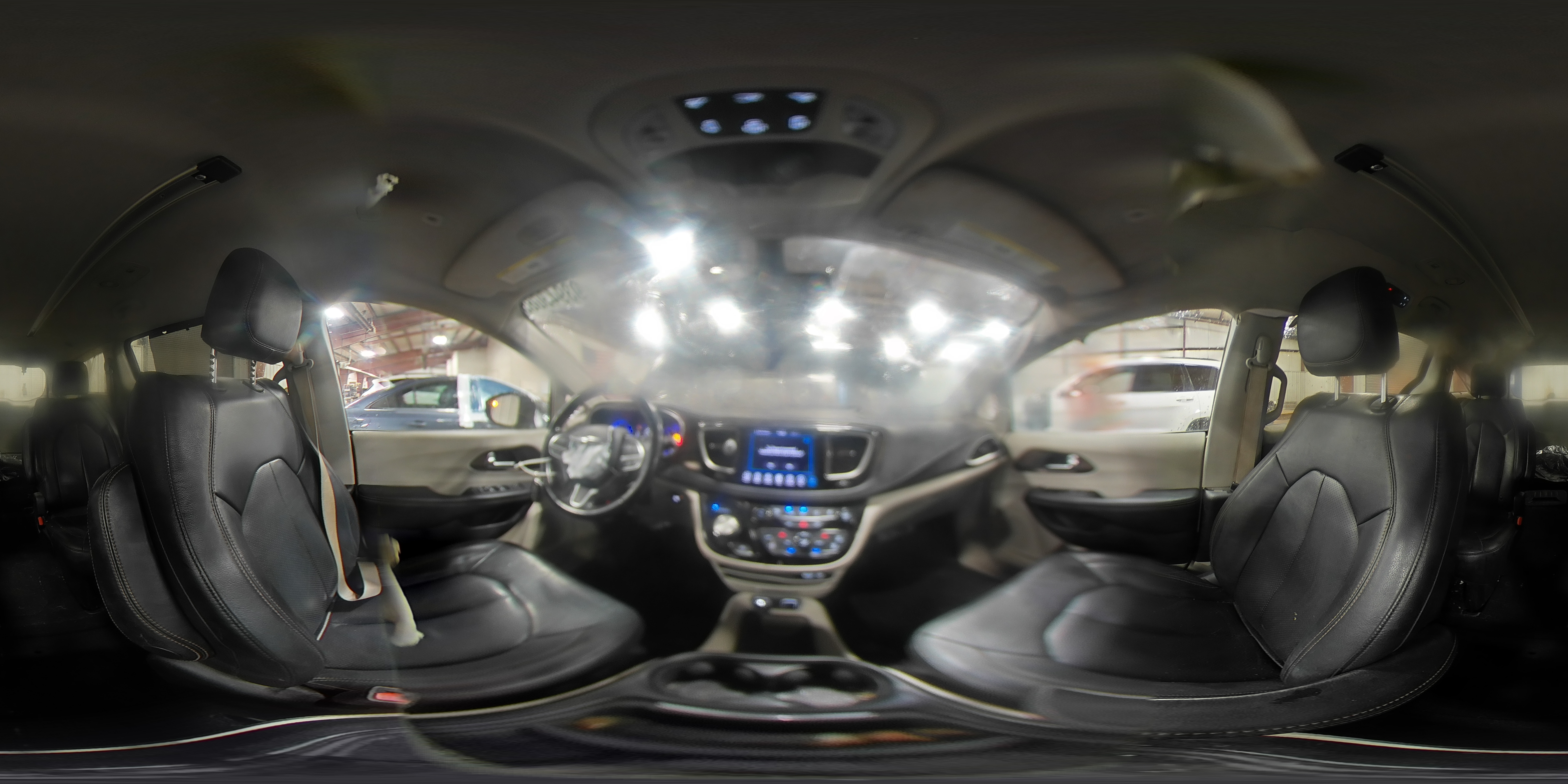 2019 Chrysler Pacifica Touring L VIN: 2C4RC1BG4KR669721 Lot: 93943085