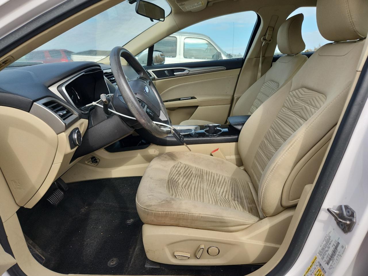 2016 Ford Fusion Se VIN: 3FA6P0HD8GR376331 Lot: 92934805