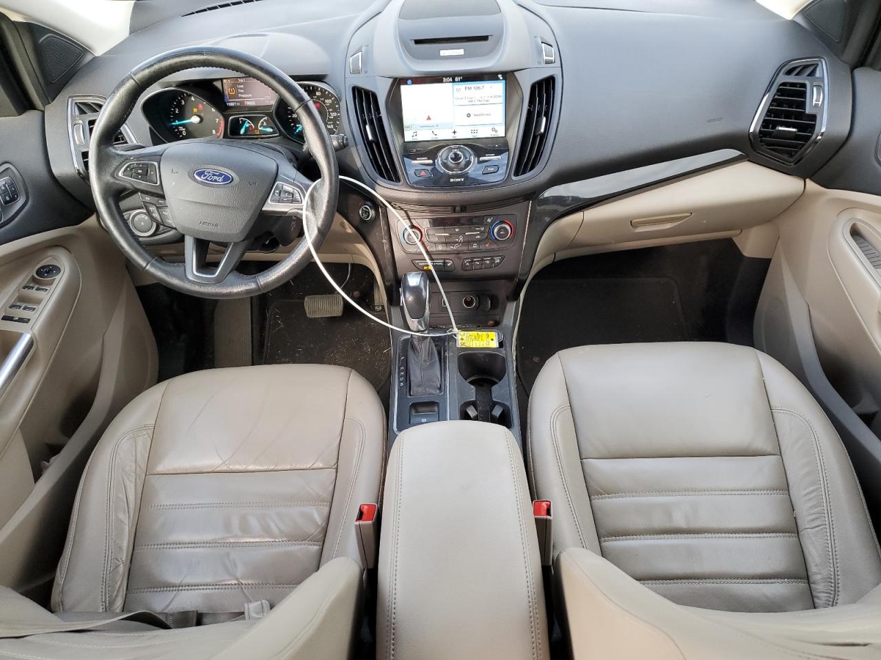 2018 Ford Escape Titanium VIN: 1FMCU9J90JUA75564 Lot: 92272435