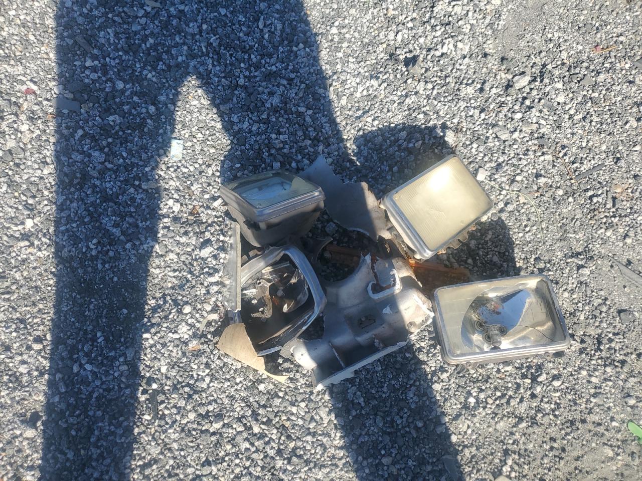 1990 Ford Crown Victoria Lx VIN: 2FACP74F5LX136992 Lot: 92224615