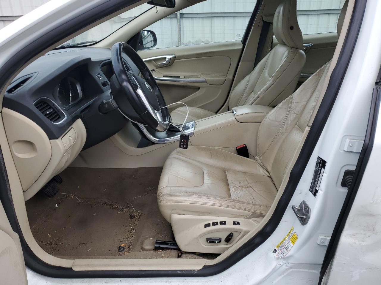 2014 Volvo S60 T5 VIN: YV1612FS4E2289434 Lot: 92227775