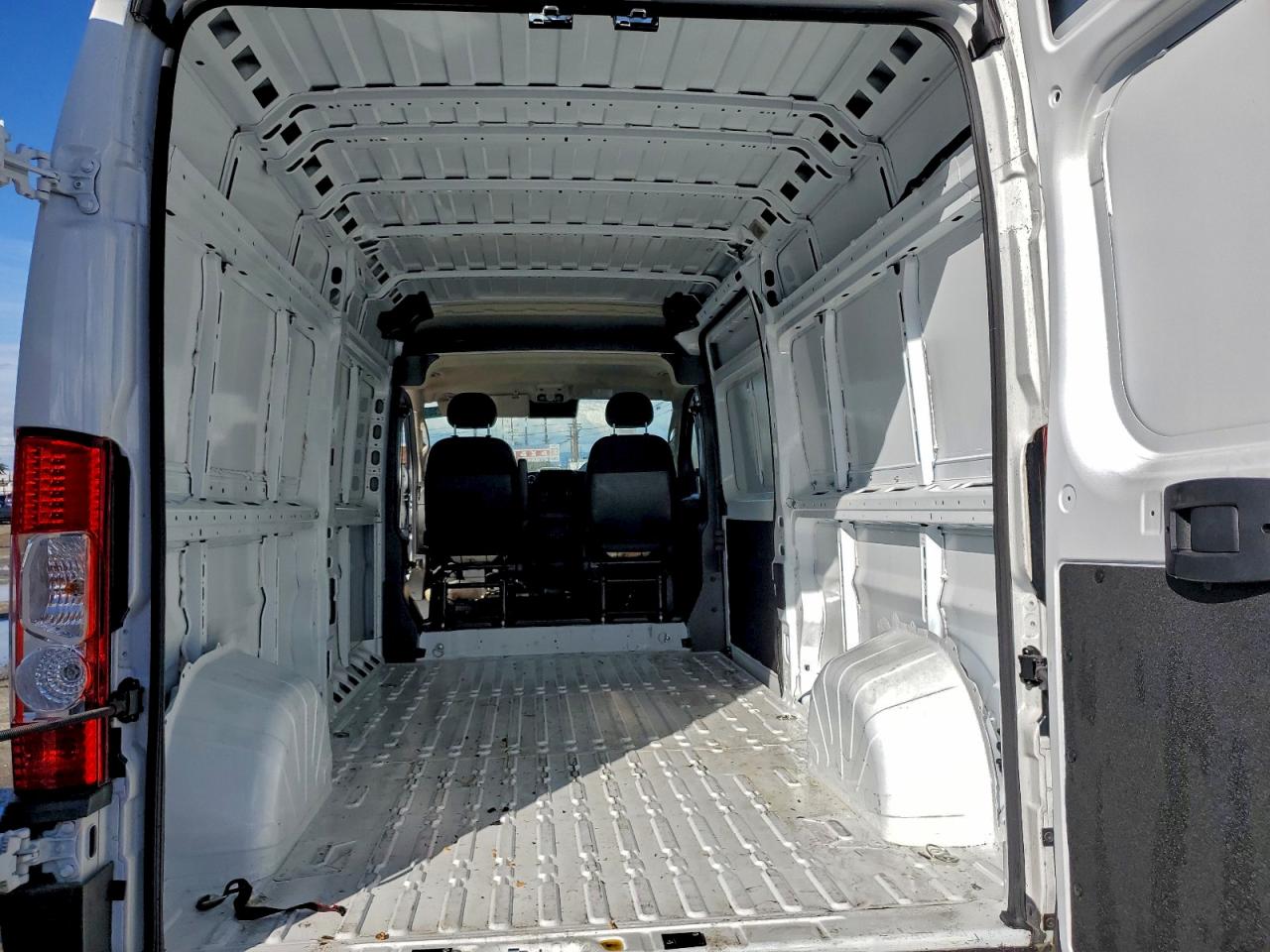 2023 Ram Promaster 2500 2500 High VIN: 3C6LRVDG7PE604144 Lot: 93067255