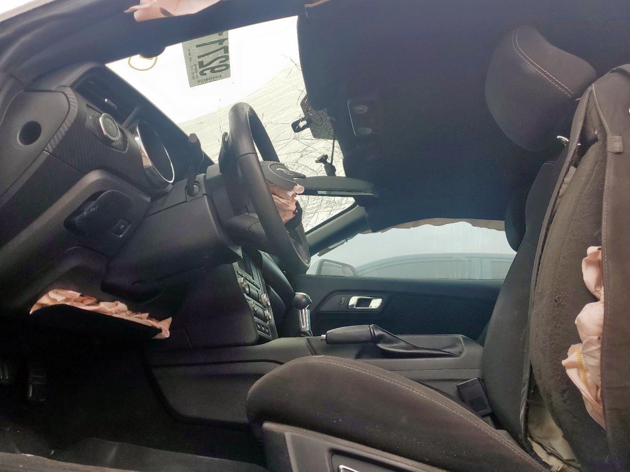 2016 Ford Mustang VIN: 1FA6P8AM5G5333464 Lot: 92711475