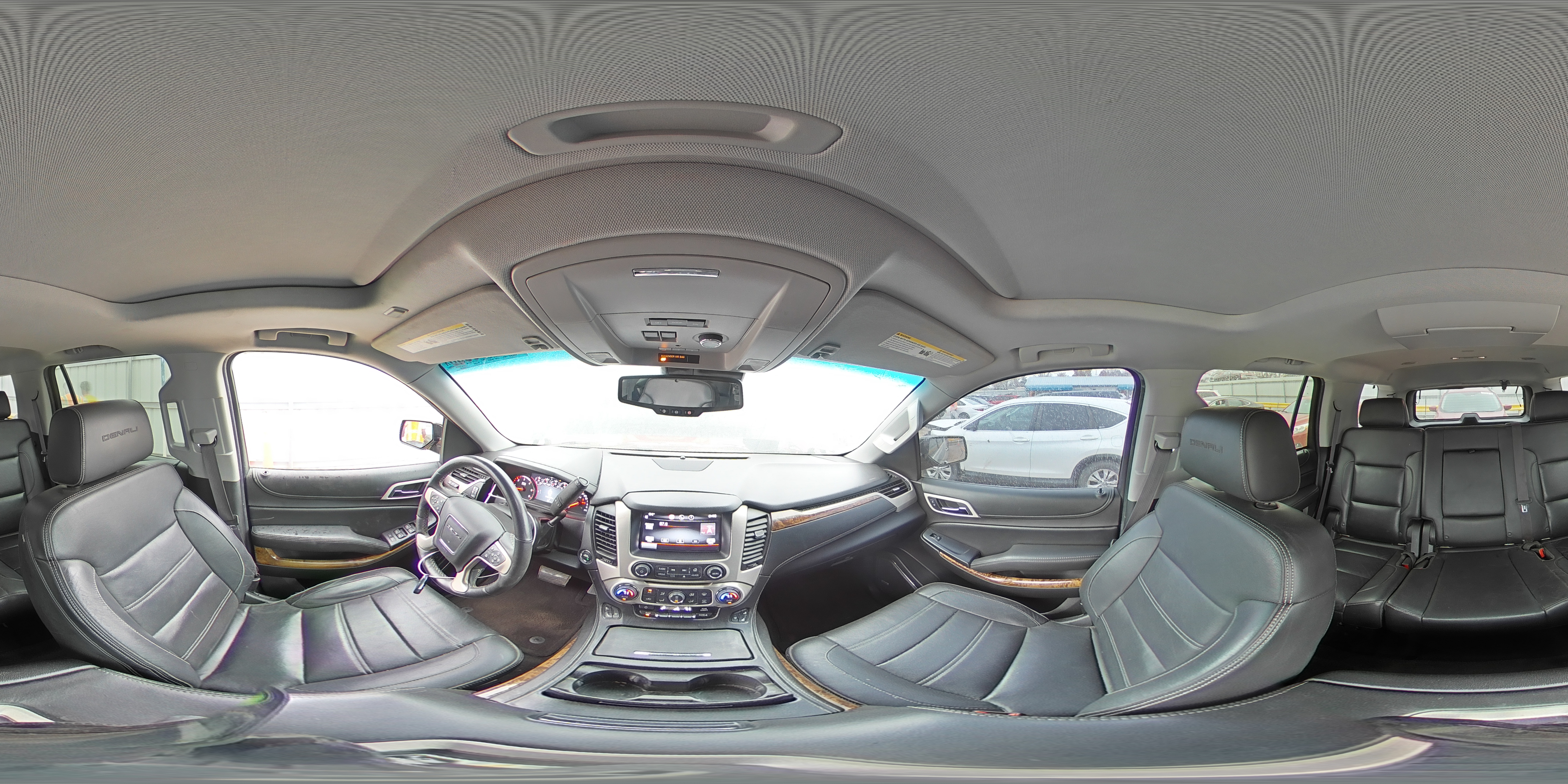 2015 GMC Yukon Denali VIN: 1GKS2CKJ4FR617355 Lot: 92206335