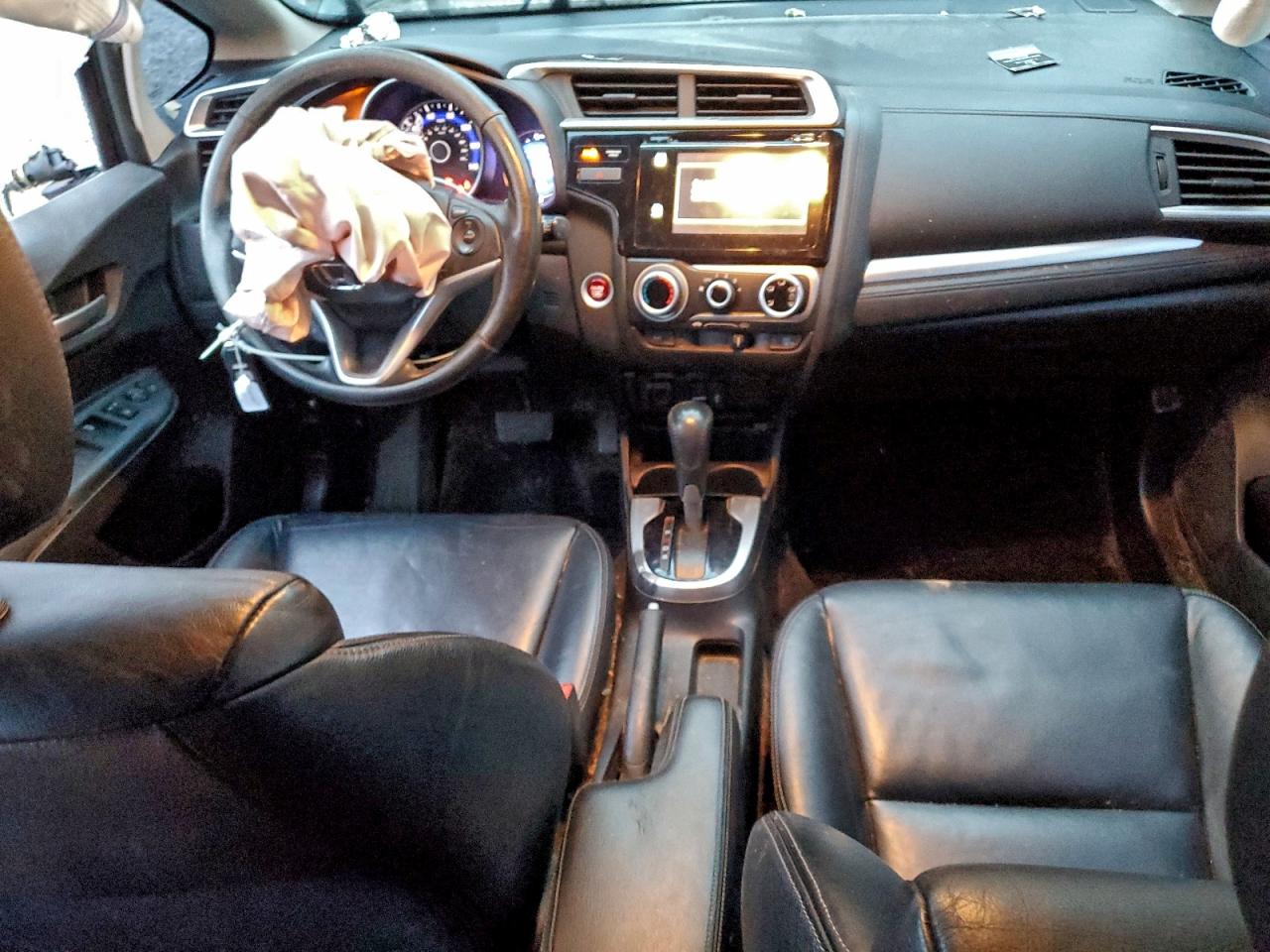 2015 Honda Fit Ex VIN: 3HGGK5H88FM725076 Lot: 93965555