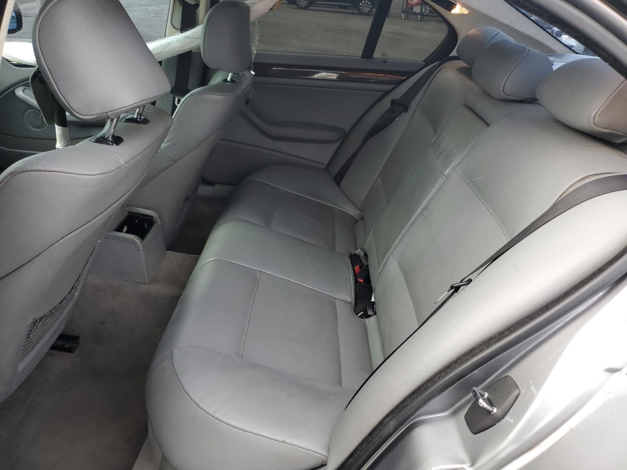 2003 BMW 325 I VIN: WBAET37423NJ41471 Lot: 92689225