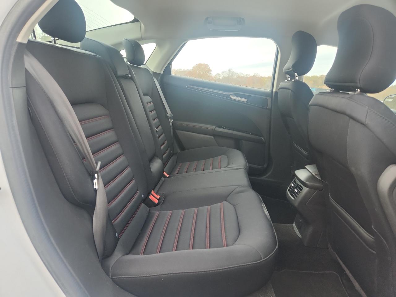 2015 Ford Fusion Se VIN: 3FA6P0H76FR208373 Lot: 91995185