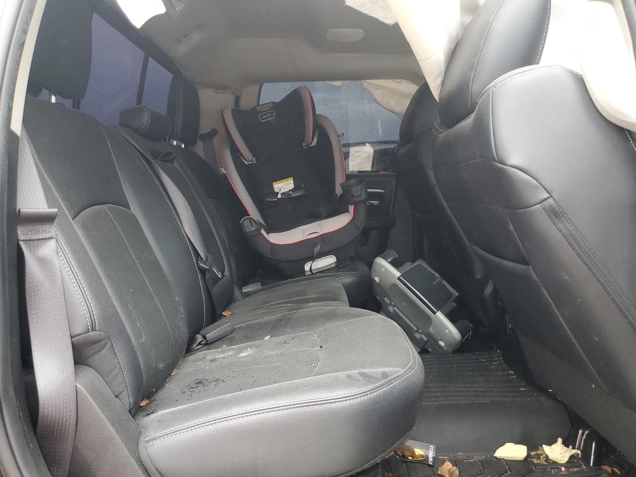 2018 Ram 2500 Laramie VIN: 3C6UR5FL3JG323047 Lot: 93941665