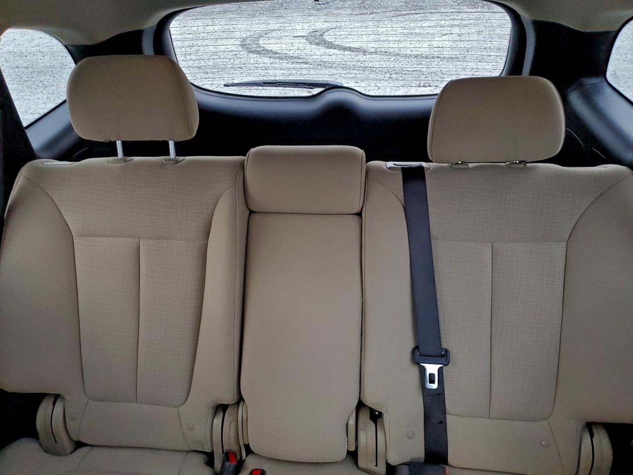 2012 Hyundai Santa Fe Gls VIN: 5XYZGDAB7CG100654 Lot: 94260265