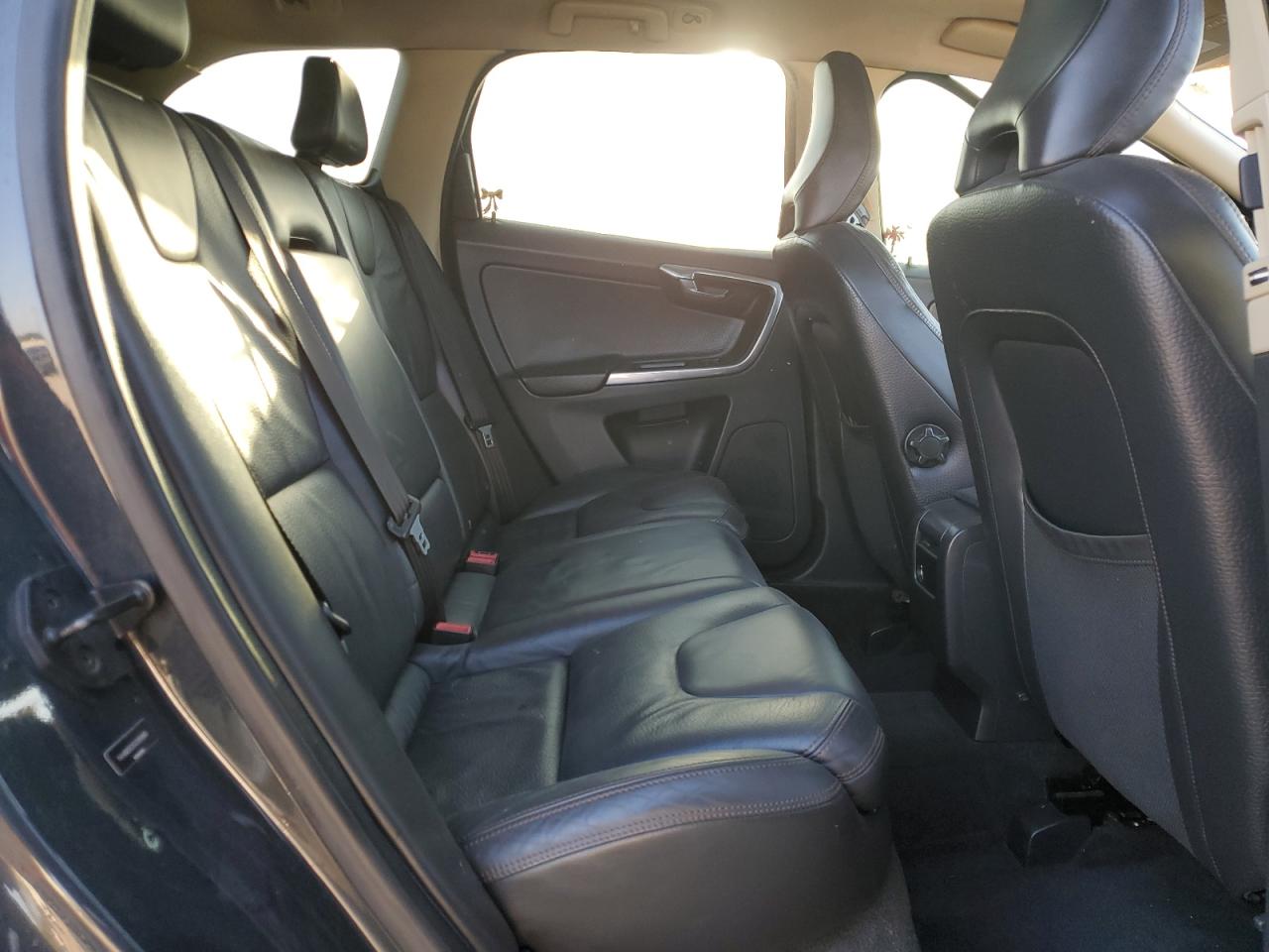 2012 Volvo Xc60 T6 VIN: YV4902DZ3C2285990 Lot: 91910435