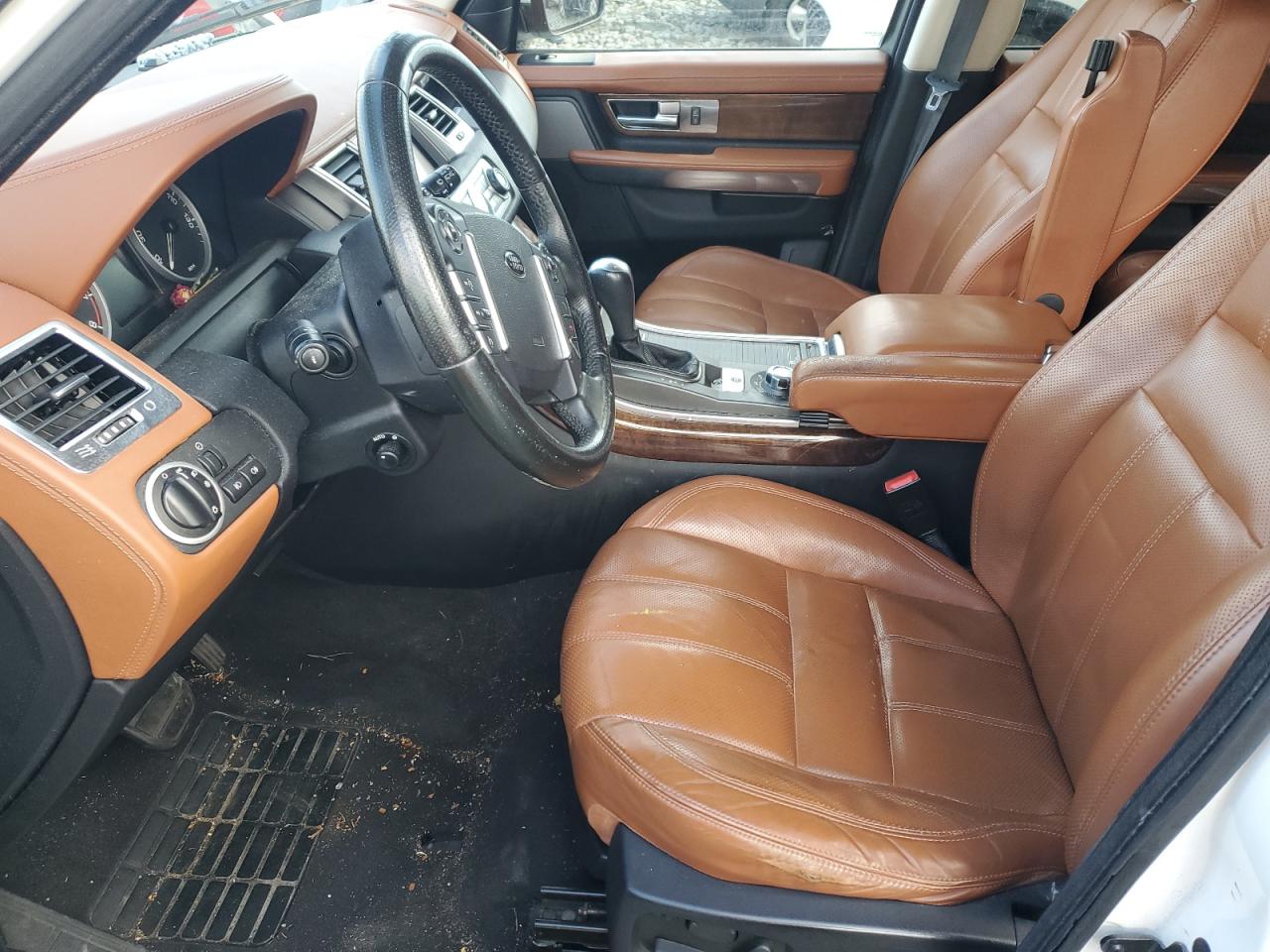 2011 Land Rover Range Rover Sport Lux VIN: SALSK2D44BA268468 Lot: 92855475