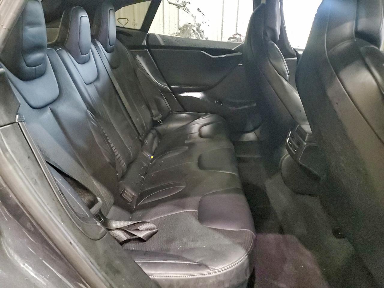 2016 Tesla Model S VIN: 5YJSA1E4XGF159627 Lot: 93038935