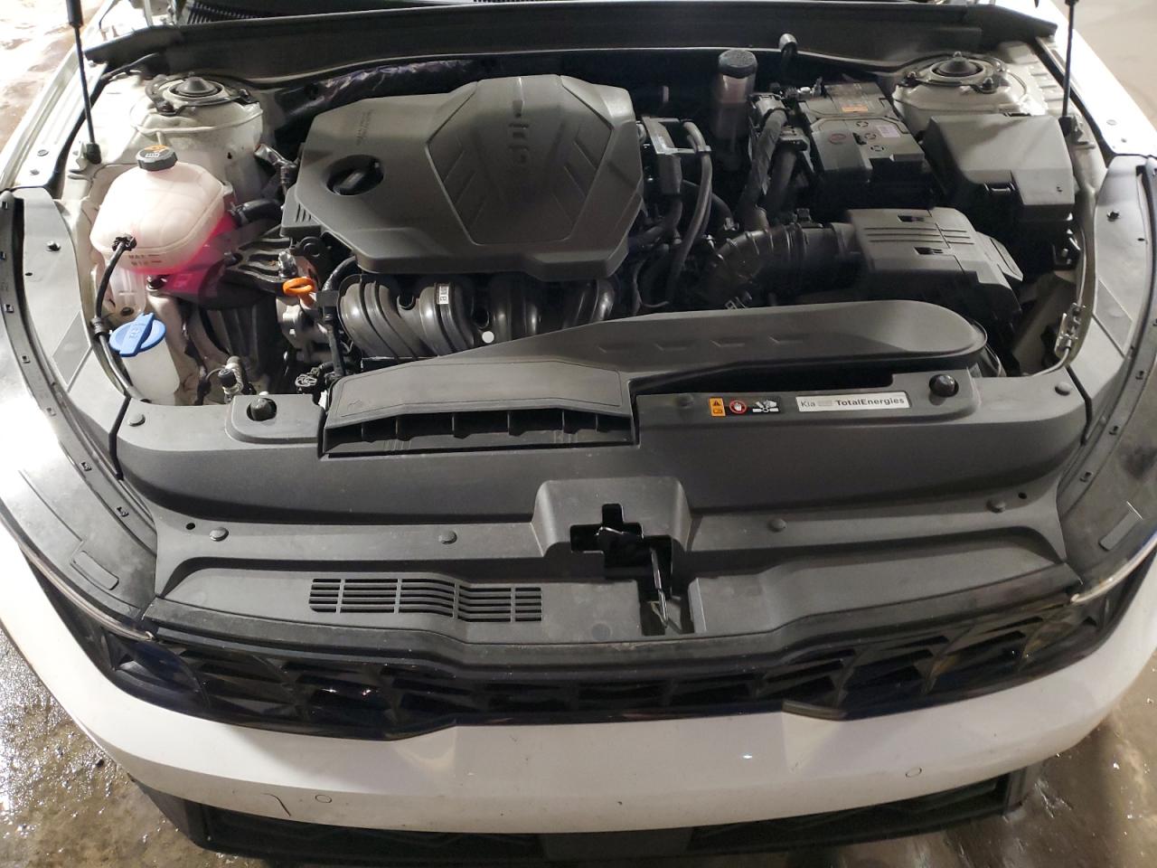 2025 Kia K5 Lxs VIN: KNAG24J7XS5321428 Lot: 92869245