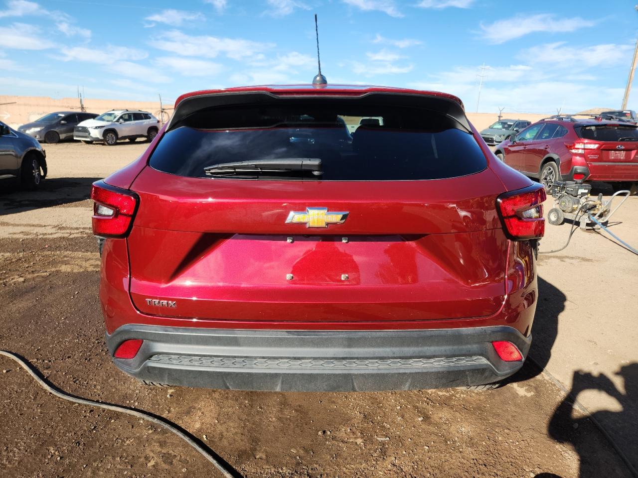 2024 Chevrolet Trax Ls VIN: KL77LFE22RC204018 Lot: 91082485