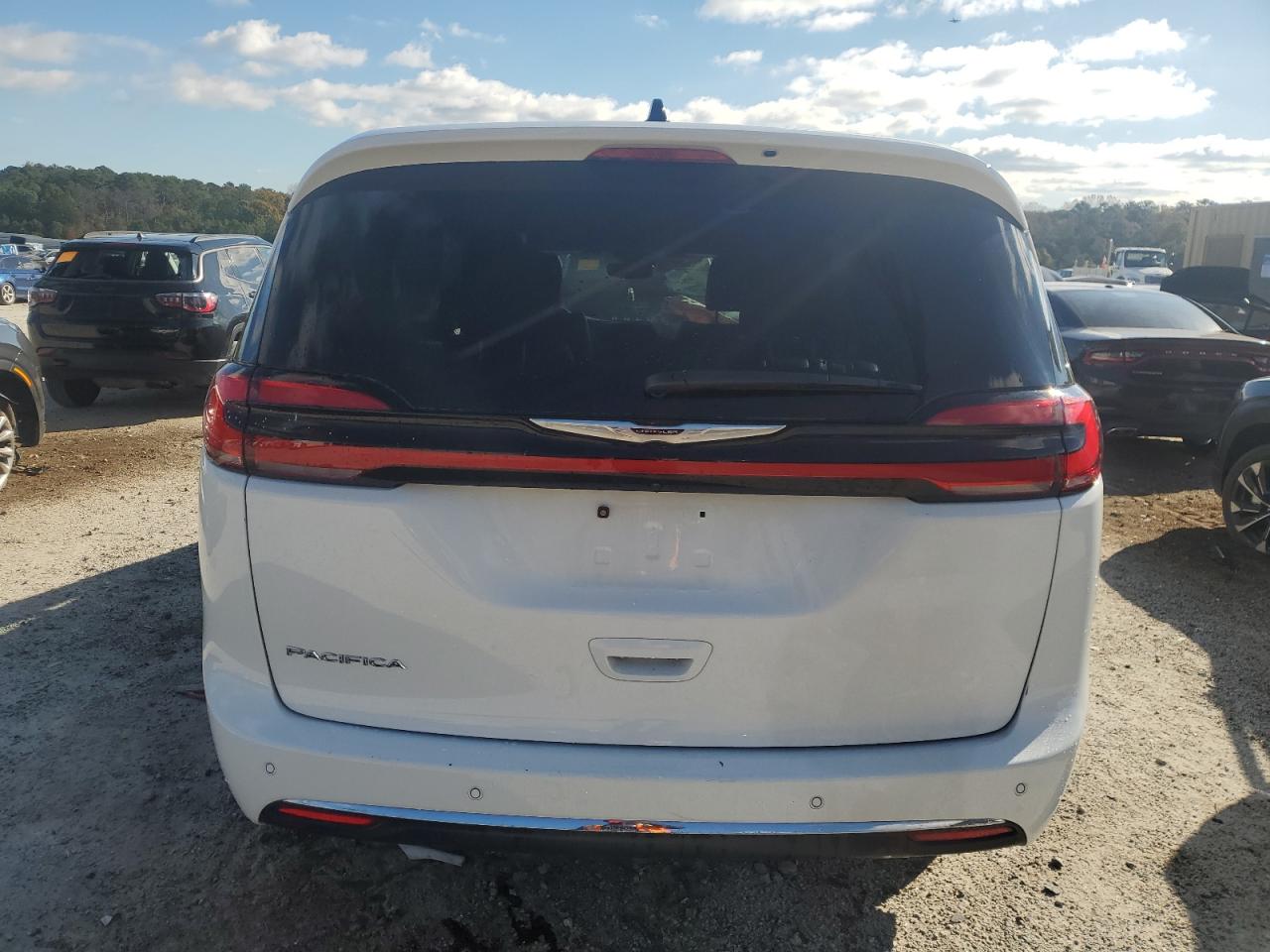 2025 Chrysler Pacifica Select VIN: 2C4RC1BG1SR576722 Lot: 92308835