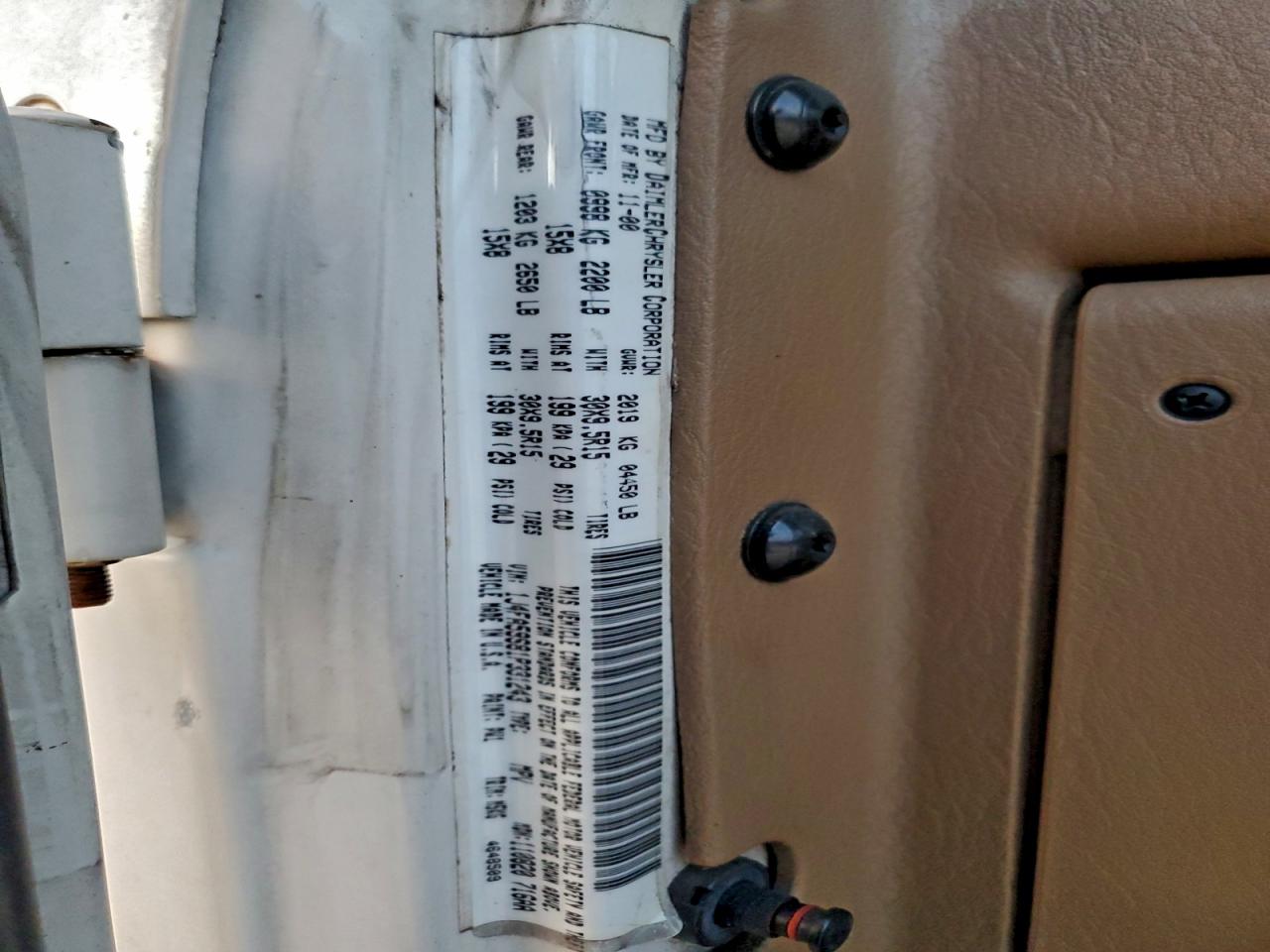 2001 Jeep Wrangler / Tj Sahara VIN: 1J4FA59S81P331243 Lot: 94515035