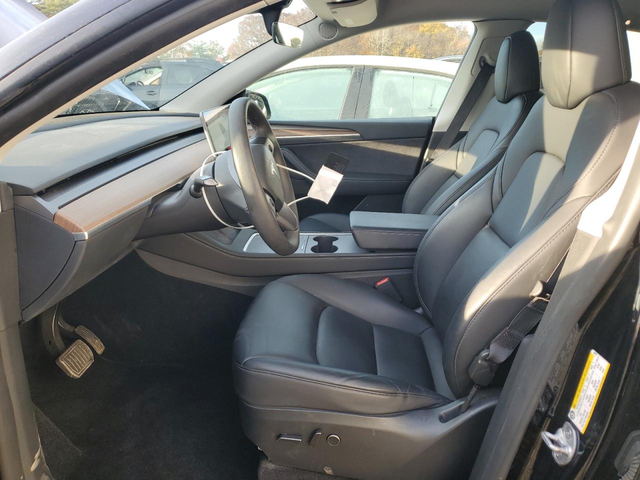 2023 Tesla Model Y VIN: 7SAYGDEE8PF760010 Lot: 91577905