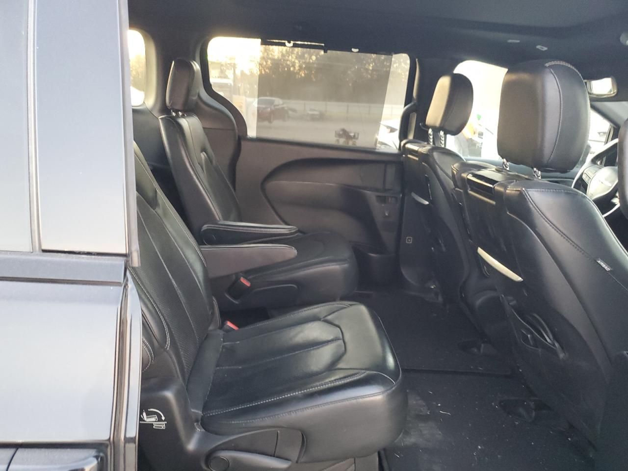 2019 Chrysler Pacifica Touring L Plus VIN: 2C4RC1EG8KR714106 Lot: 92538875