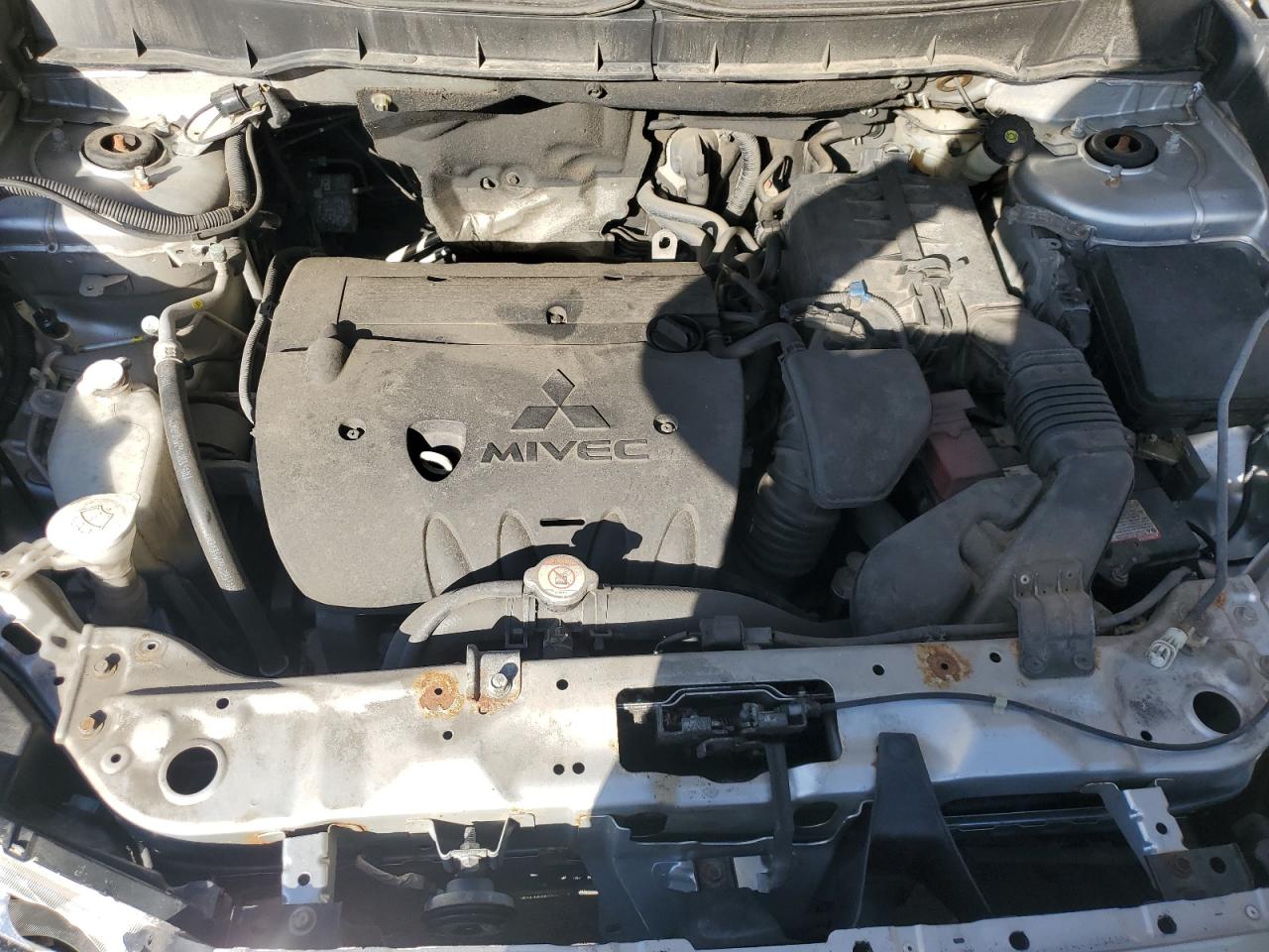 2018 Mitsubishi Outlander Sport Es VIN: JA4AR3AW2JU002643 Lot: 92818595