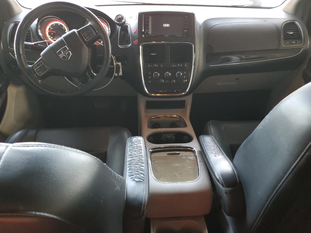 2017 Dodge Grand Caravan Sxt VIN: 2C4RDGCG8HR686433 Lot: 92950885